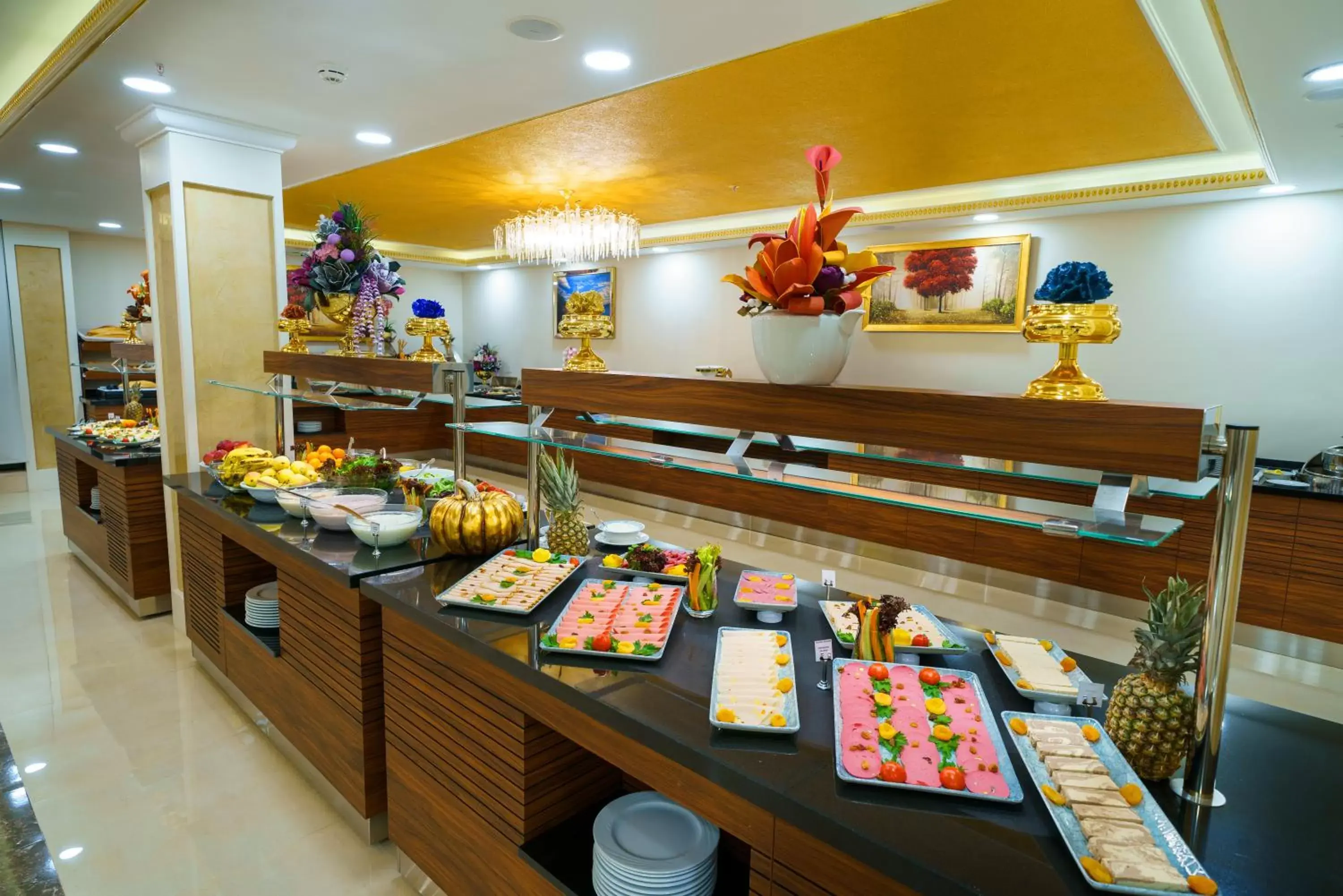 Buffet breakfast, Restaurant/Places to Eat in Ramada Plaza by Wyndham Silivri