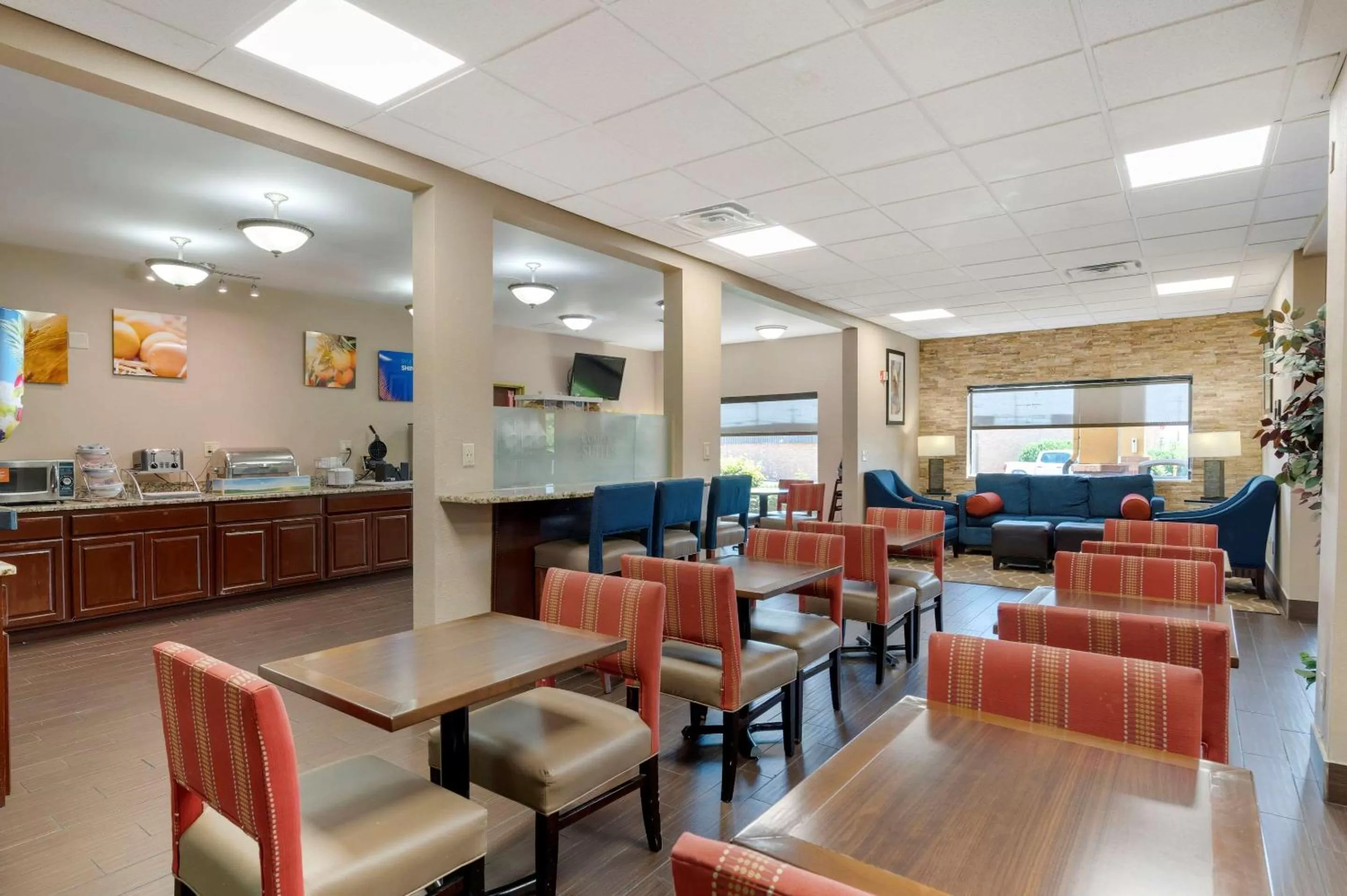 Restaurant/places to eat in Comfort Suites Miamisburg - Dayton South