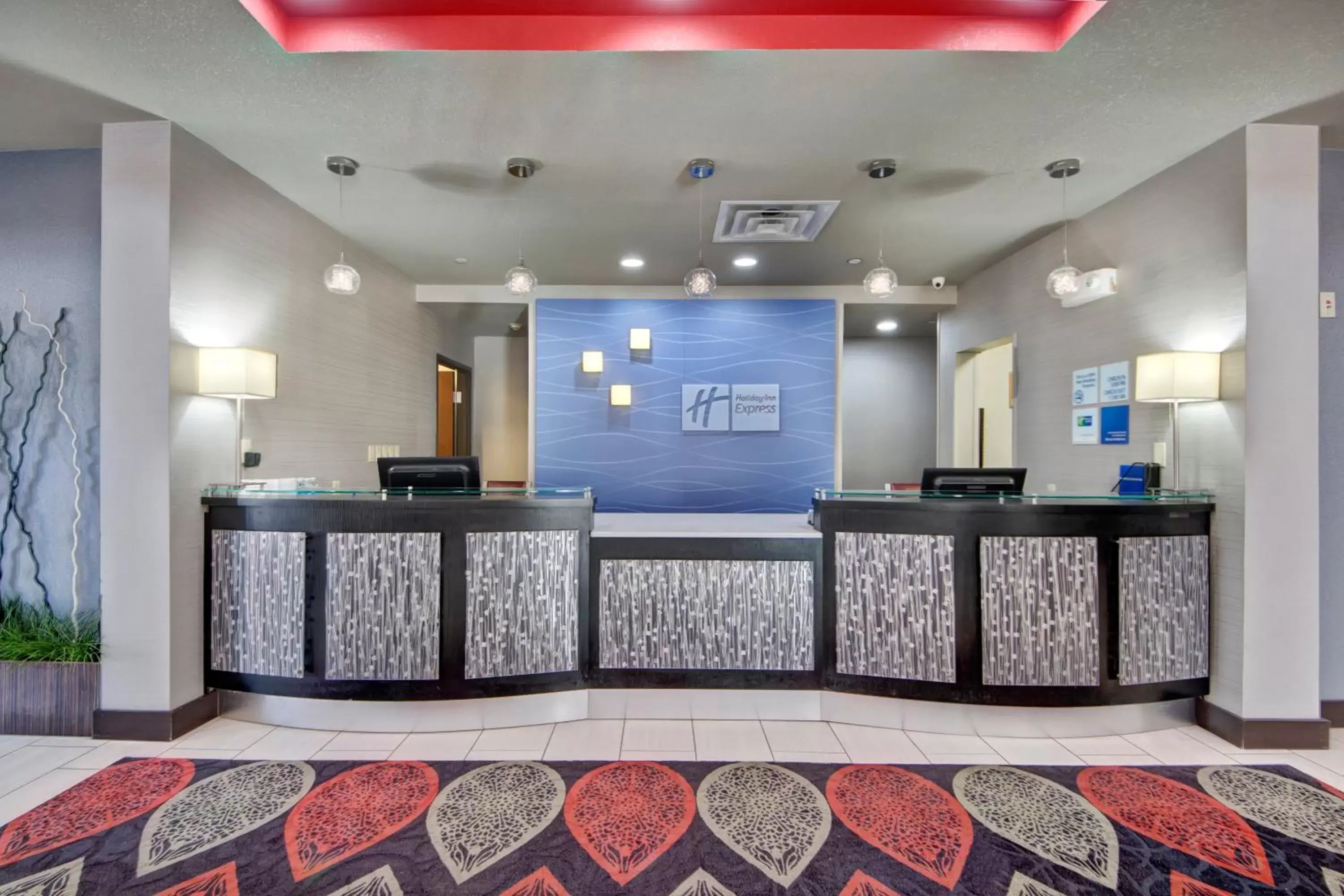Property building, Lobby/Reception in Holiday Inn Express and Suites Oklahoma City North, an IHG Hotel