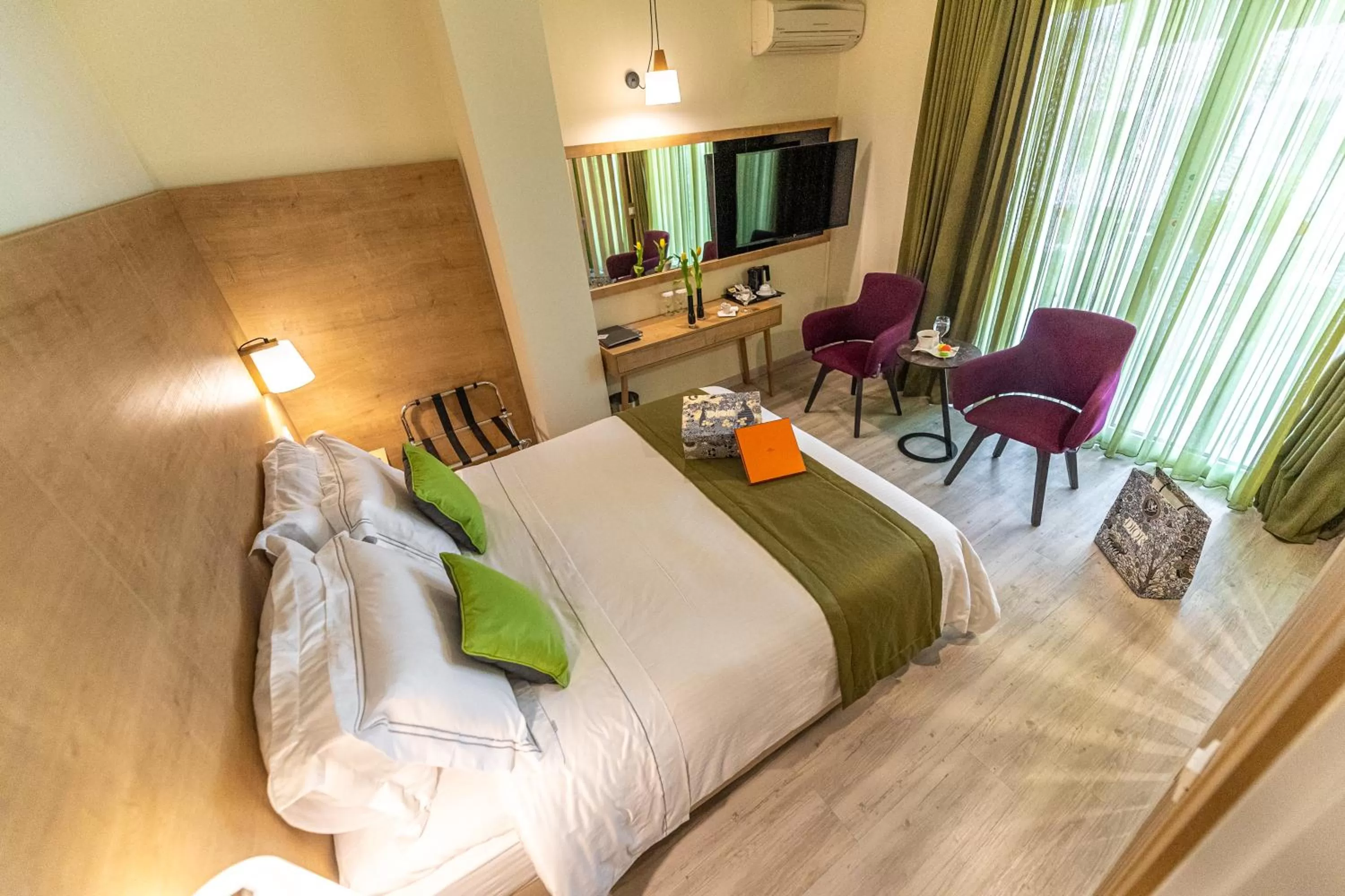 Bedroom, Bed in Polis Grand Hotel