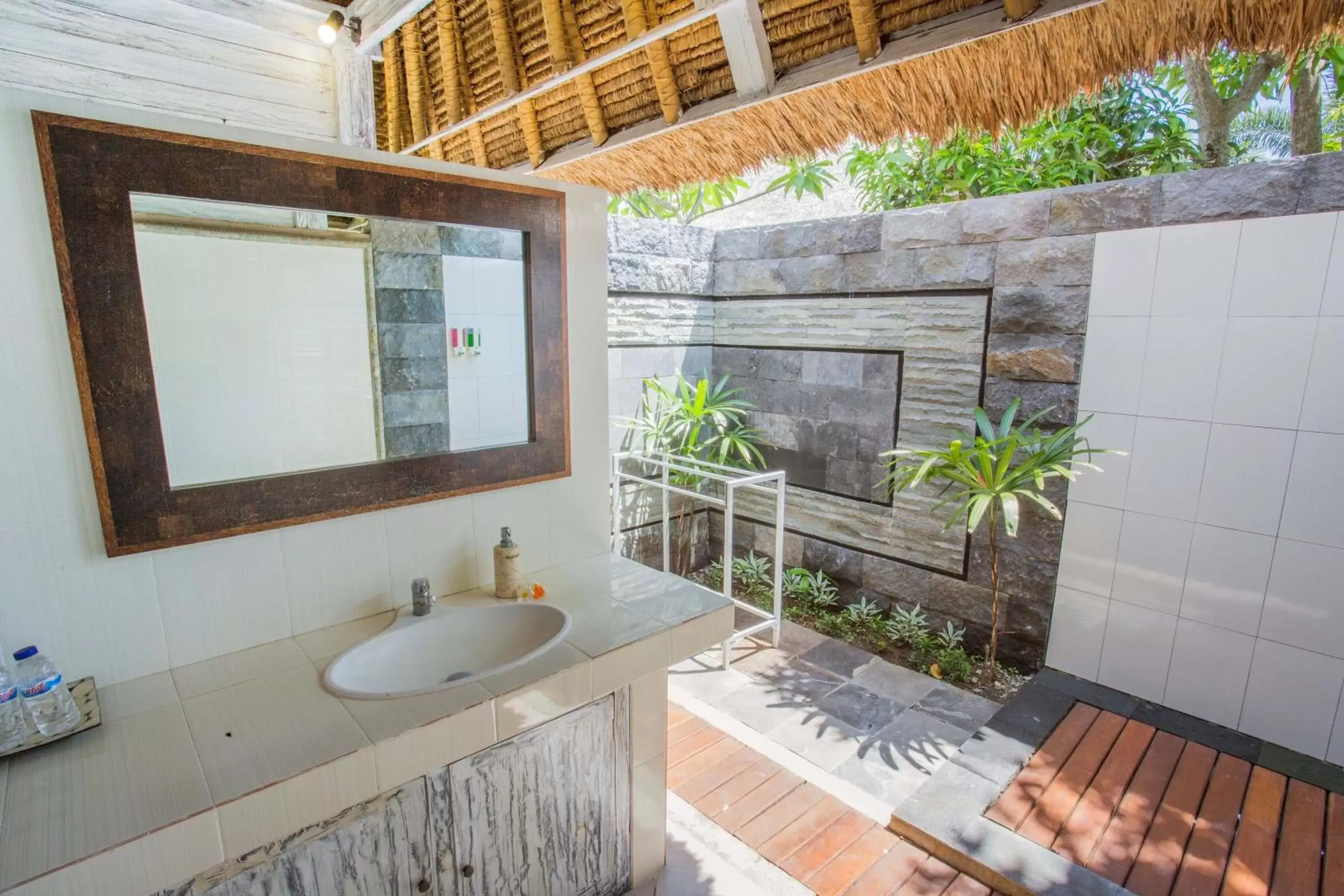 Bathroom in Bay Shore Huts