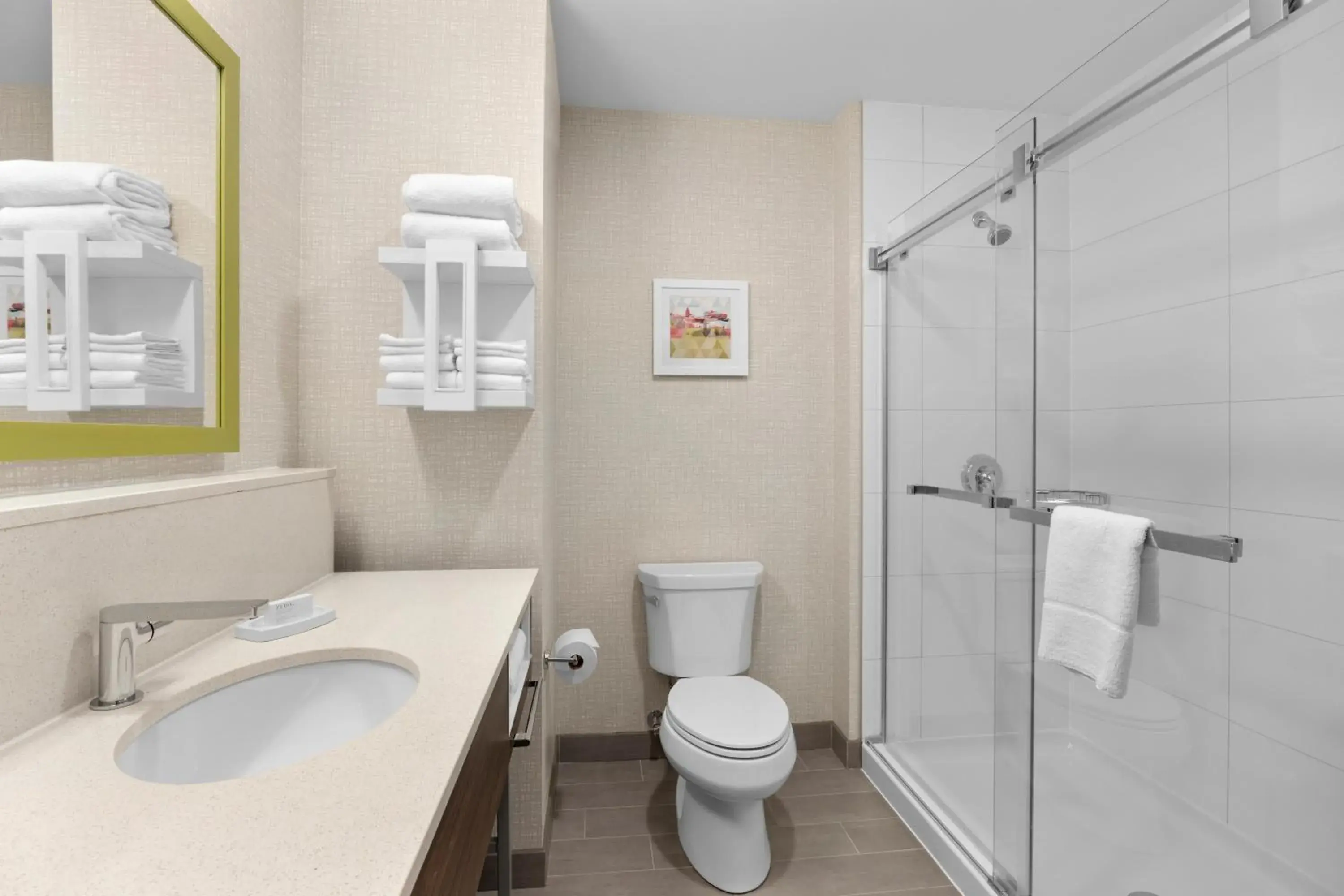 Shower, Bathroom in Hampton Inn By Hilton Cornwall