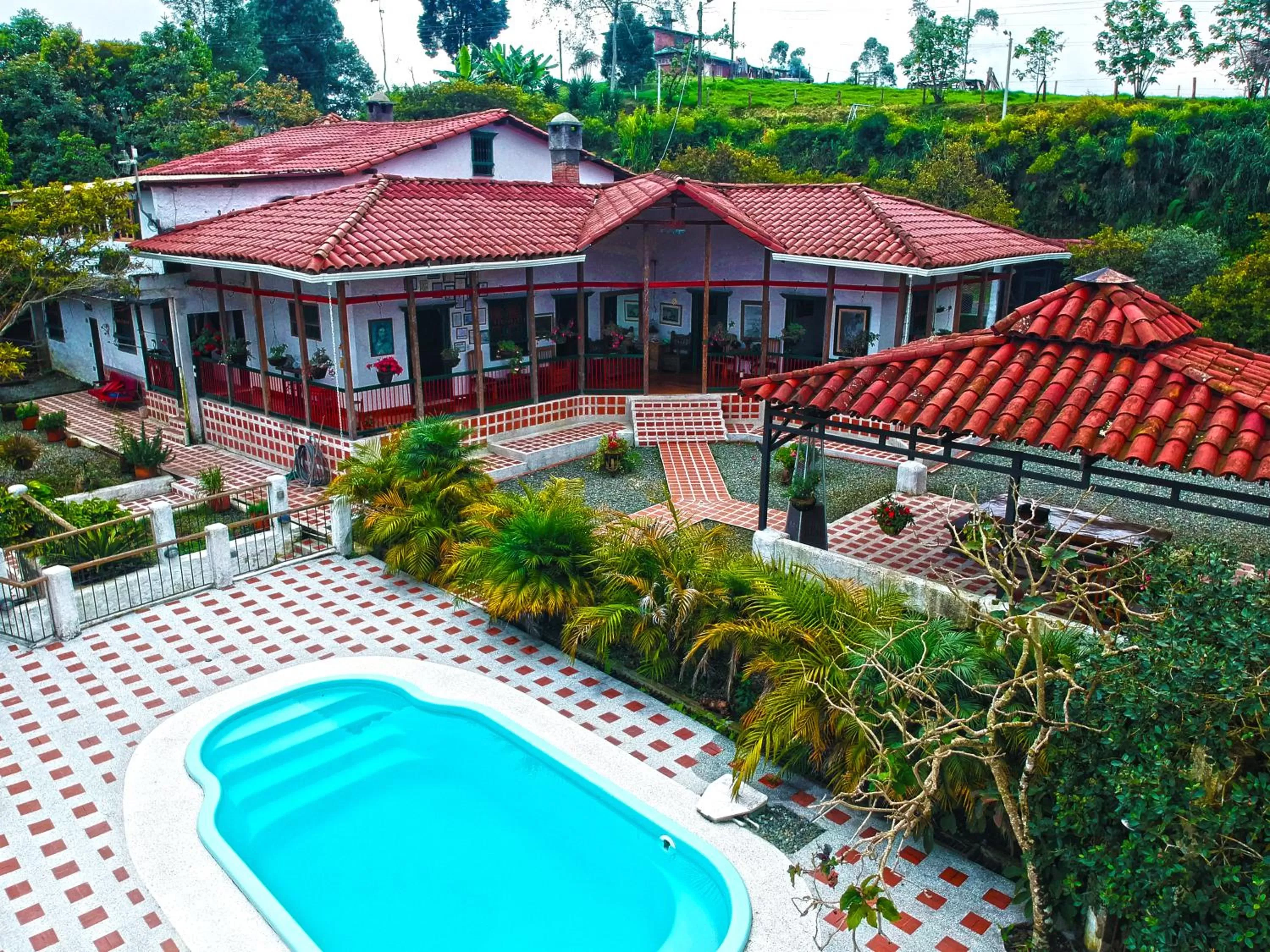 Swimming pool in Finca Campestre La Adelita B&B