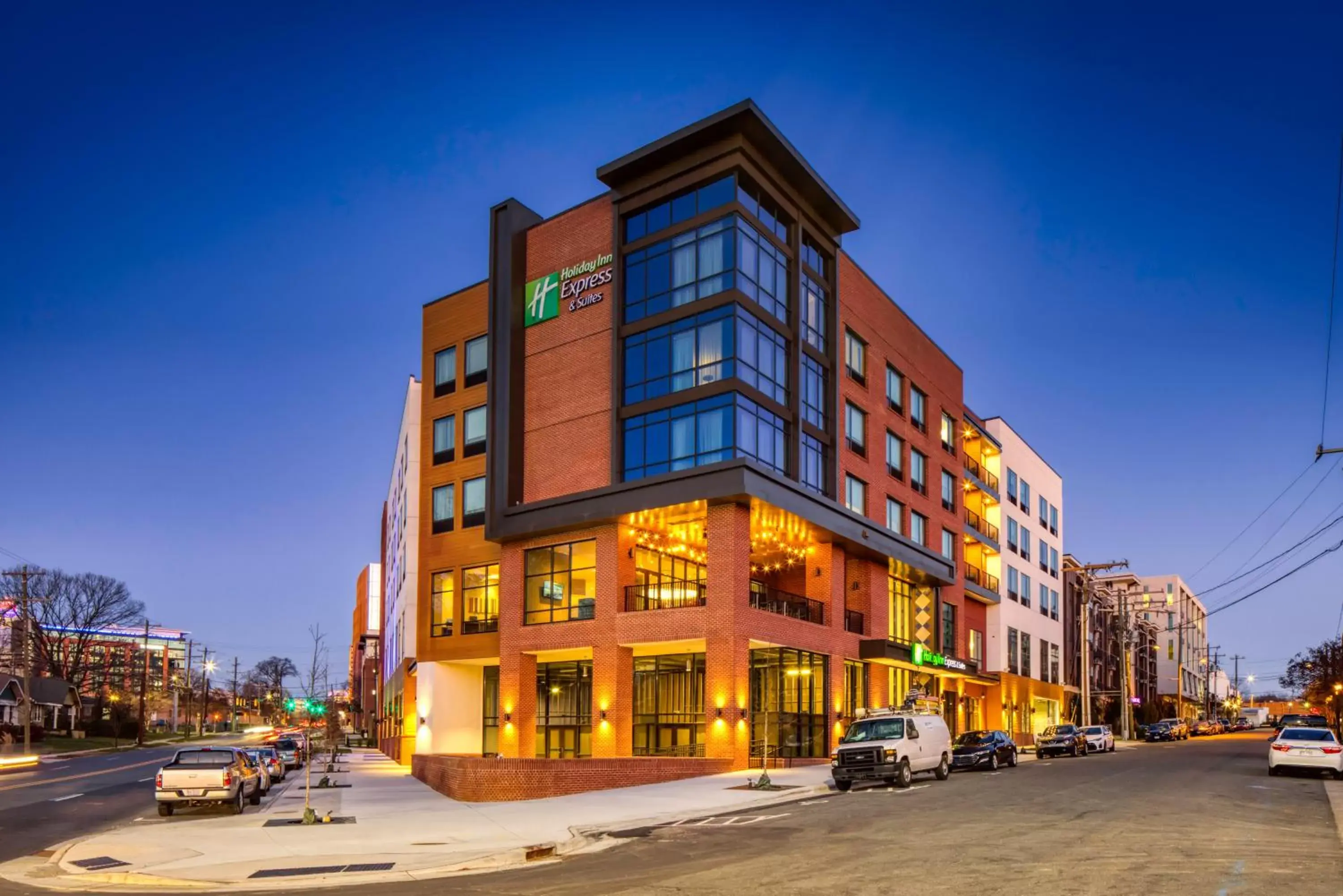 Property Building in Holiday Inn Express & Suites - Charlotte - South End, an IHG Hotel