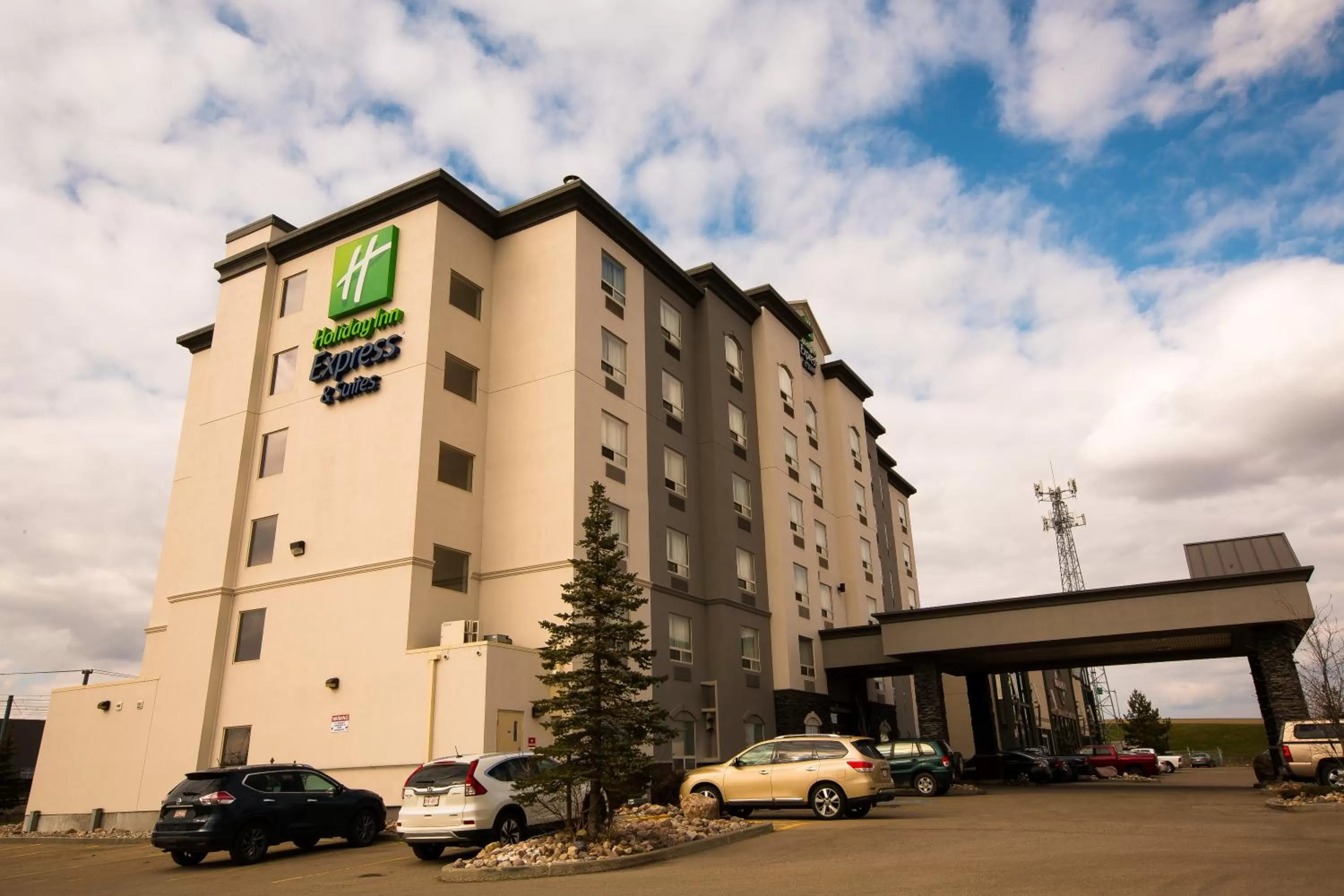 Holiday Inn Express Edmonton North by IHG