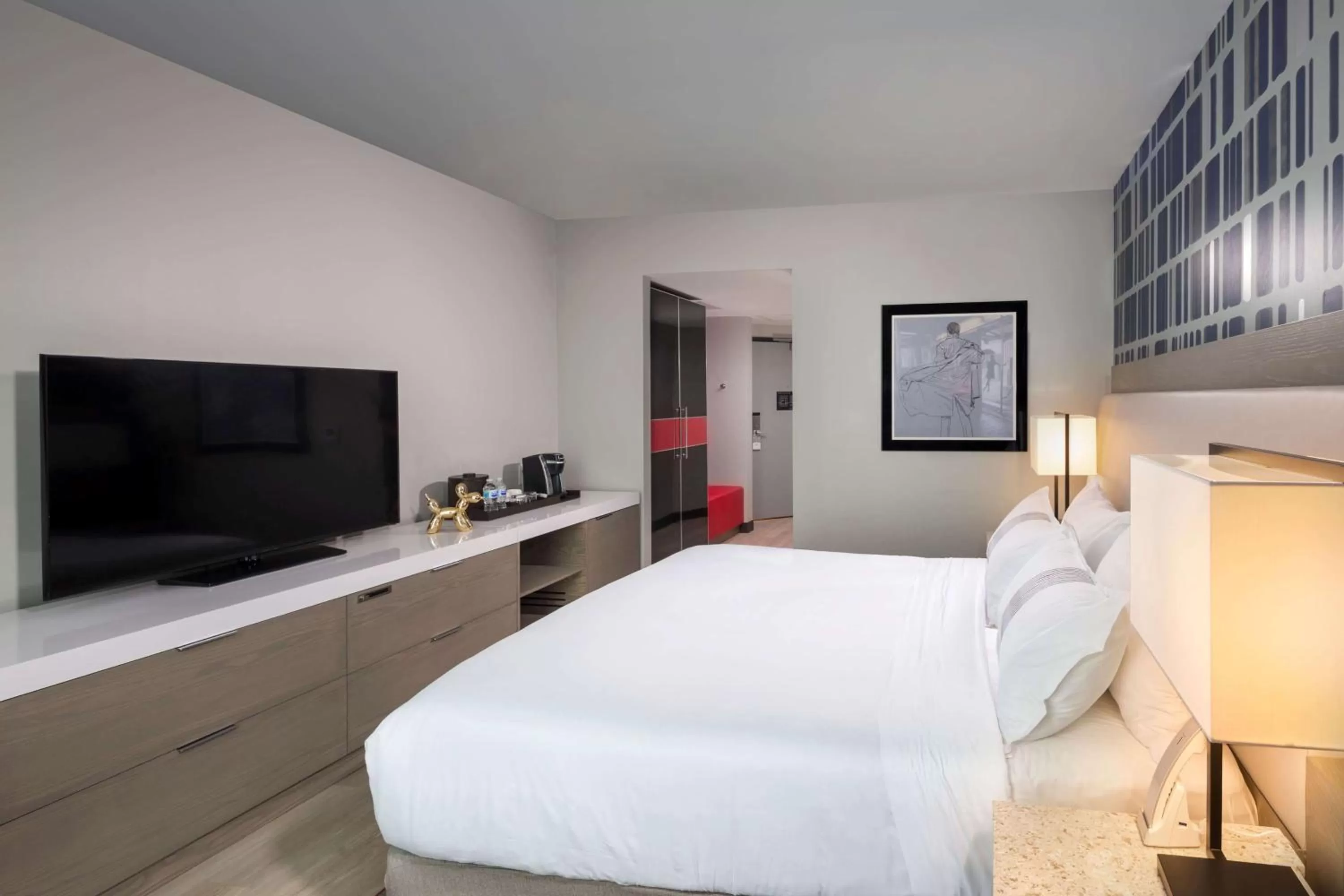 Photo of the whole room, Bed in The Summit Hotel