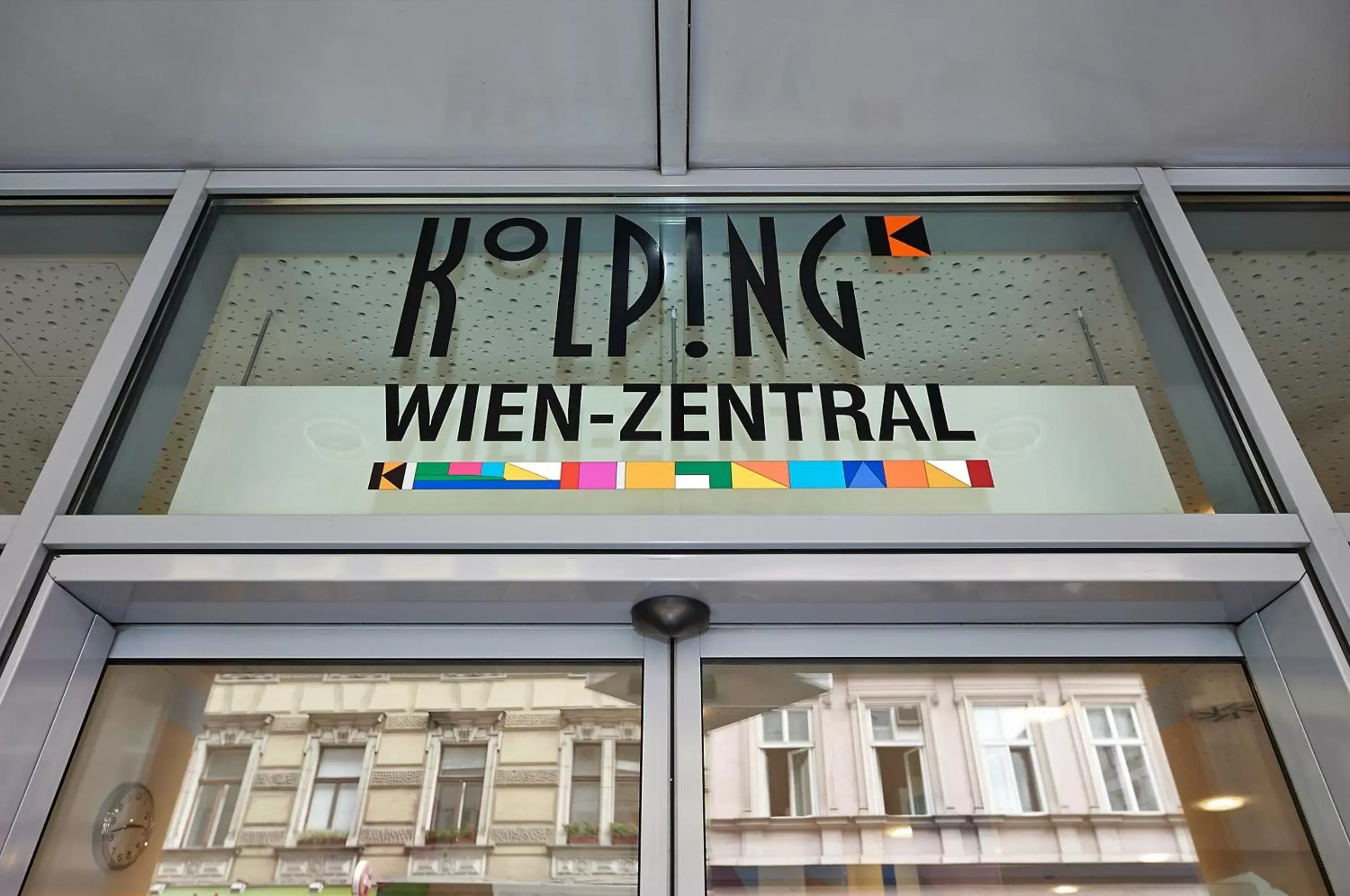 Facade/entrance in Hotel Kolping Wien Zentral