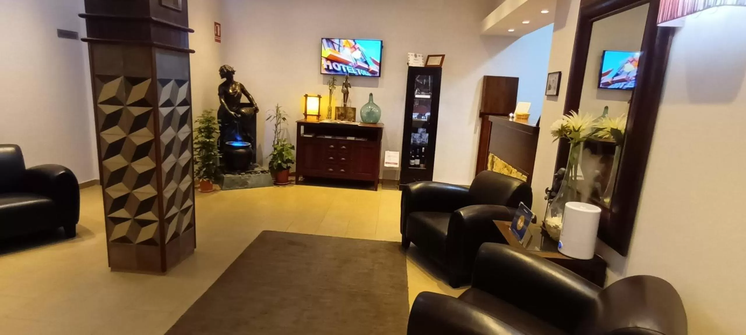 Property building in Hotel Ecologico Toral