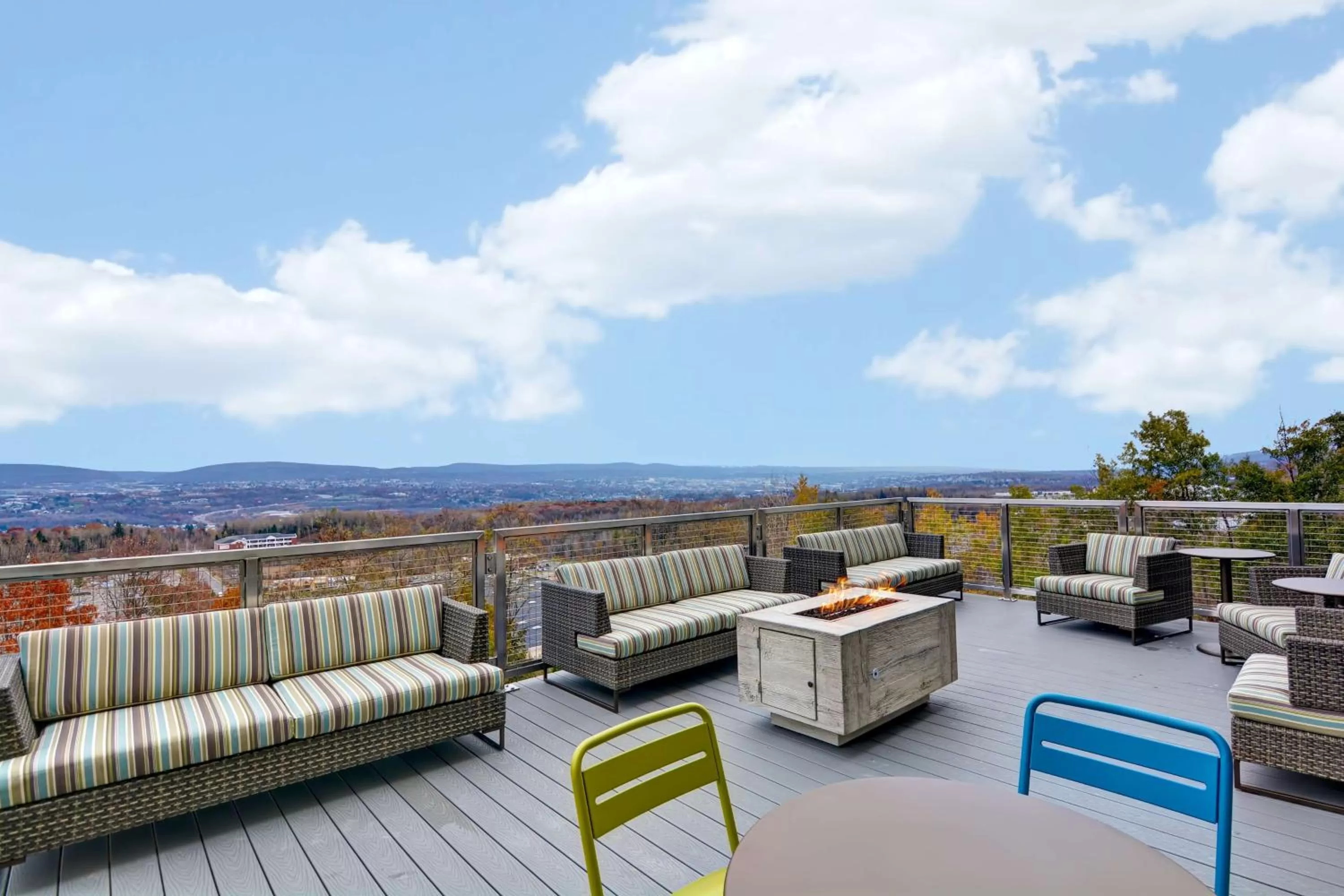 Patio in Home2 Suites By Hilton Dickson City Scranton