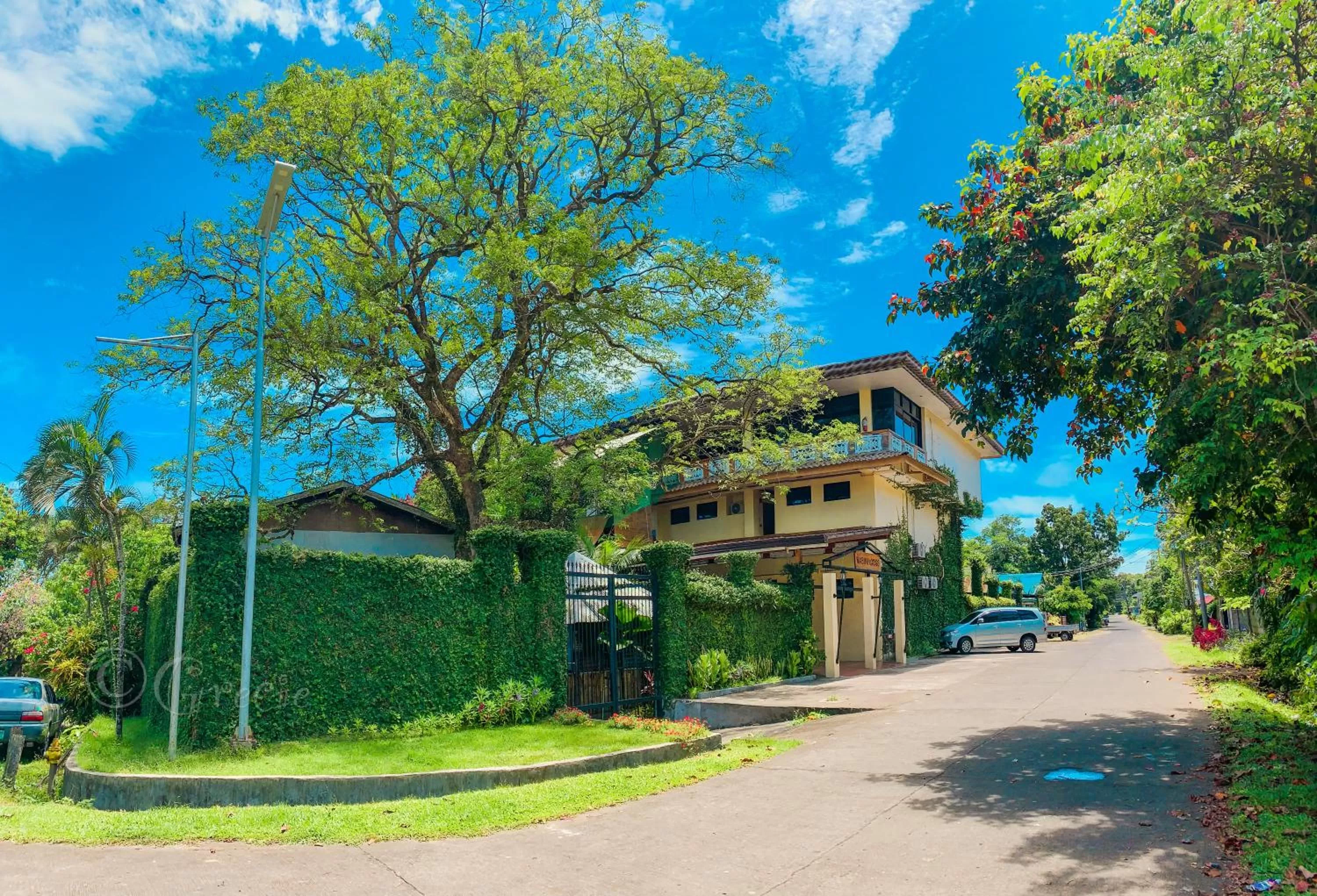 Property building in Mabini Hotel