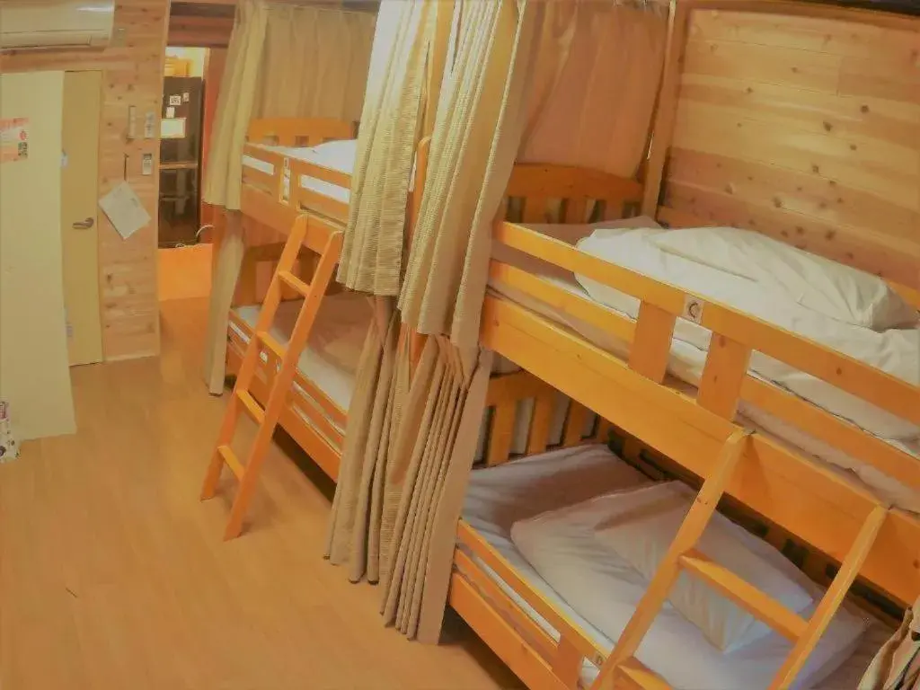Bunk Bed in Guest House Gajyun