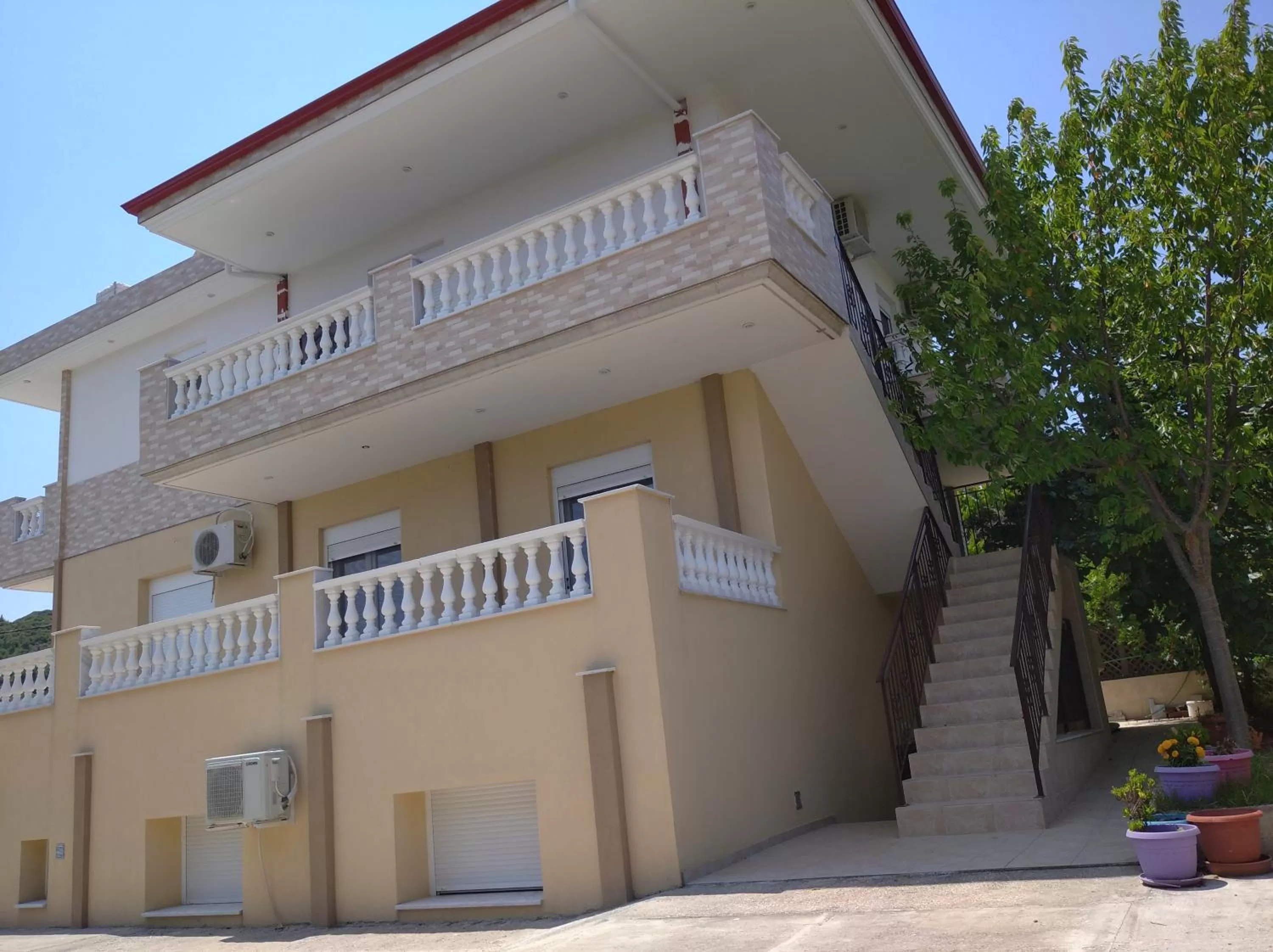 Property Building in Apartments Vladimir