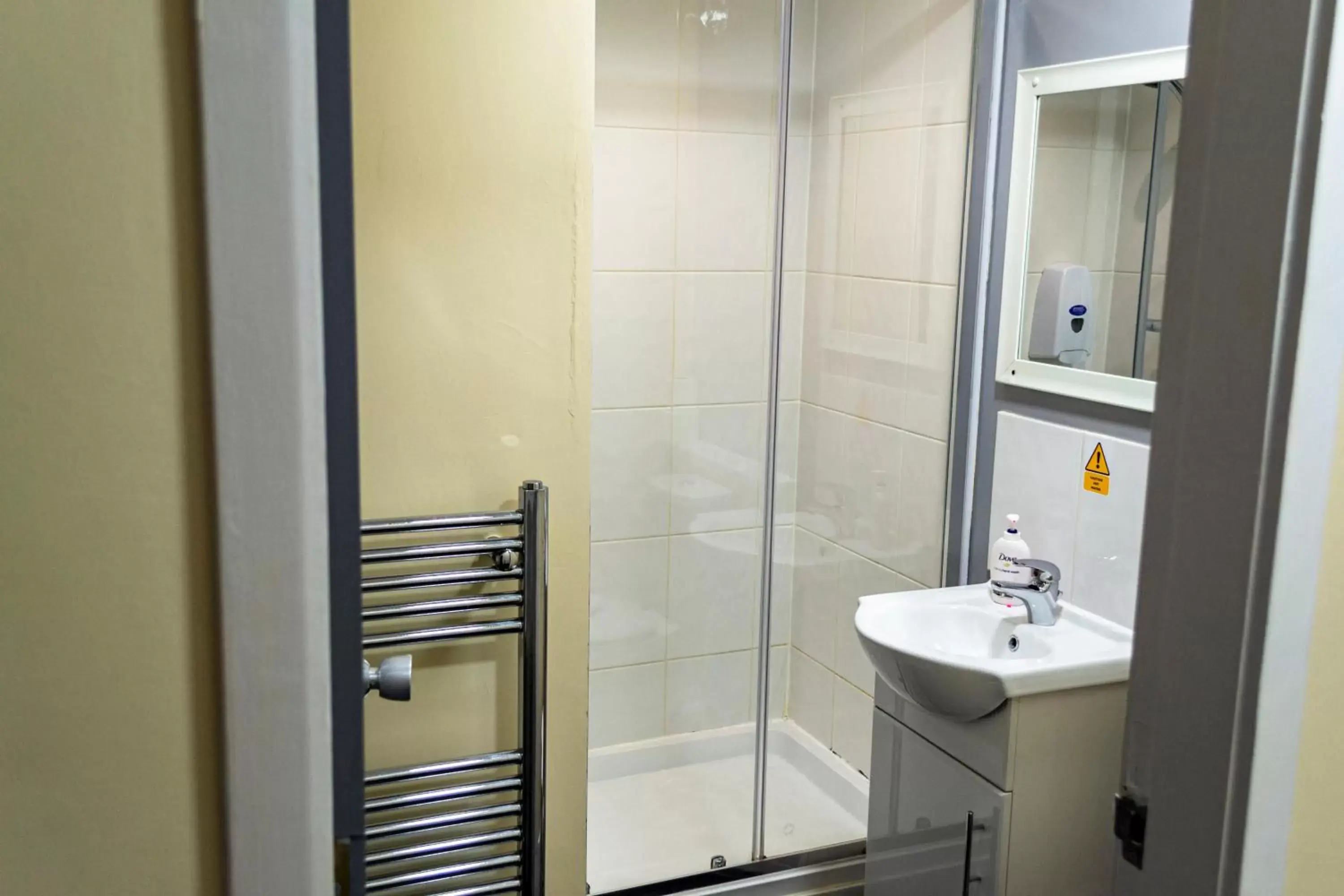 Bathroom in Lymedale Suites Studios & Aparthotel in NEWCASTLE UNDER LYME & STOKE