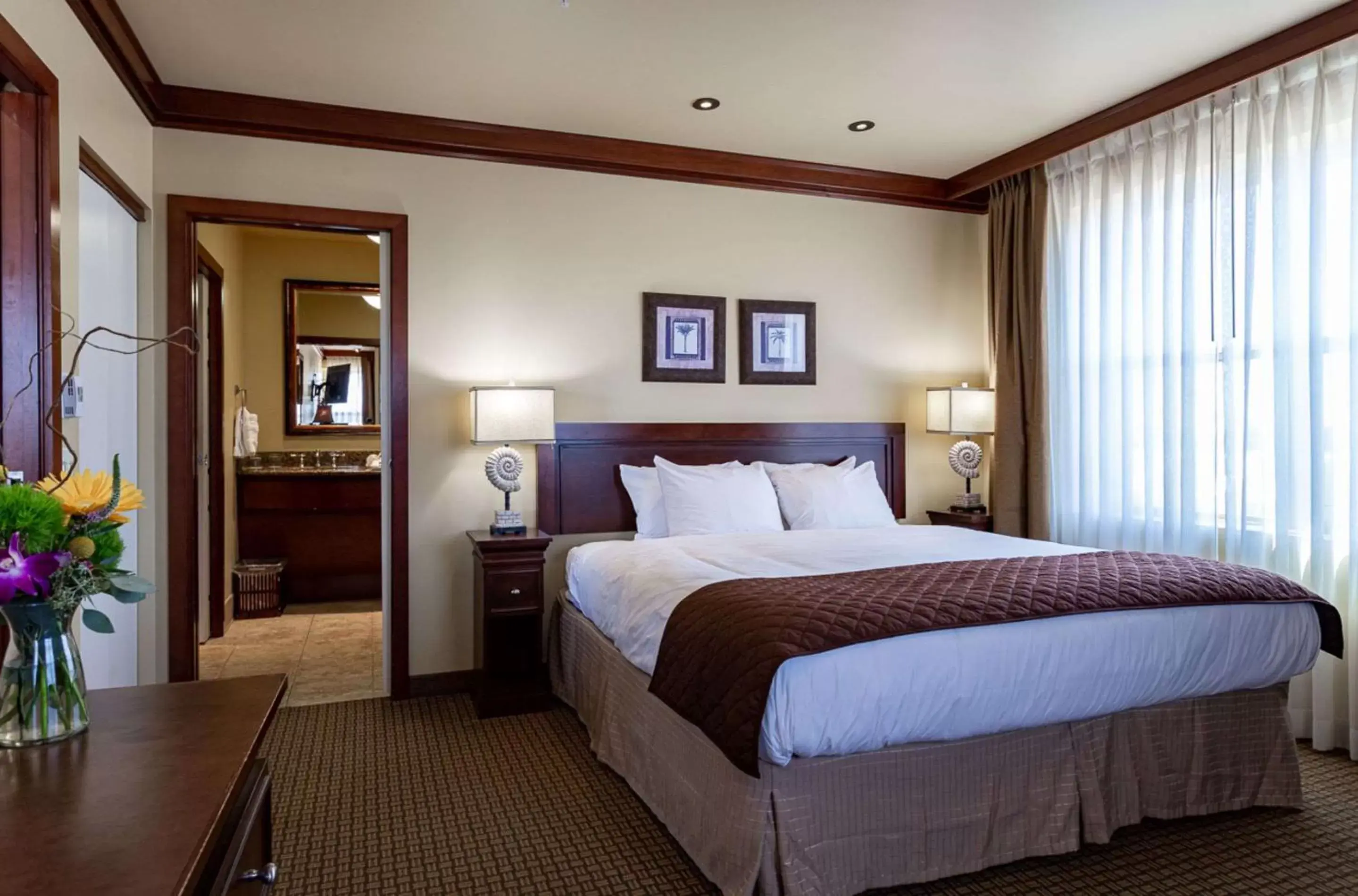 Bedroom, Bed in Jefferson Street Inn, a Member of Radisson Individuals