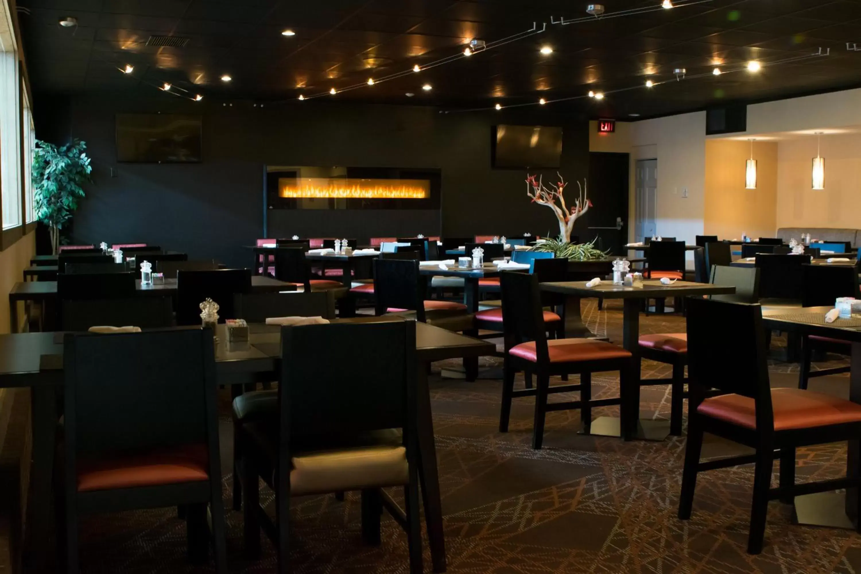 Restaurant/places to eat in Ramada by Wyndham Indiana Restaurant/places to eat in Ramada by Wyndham Indiana