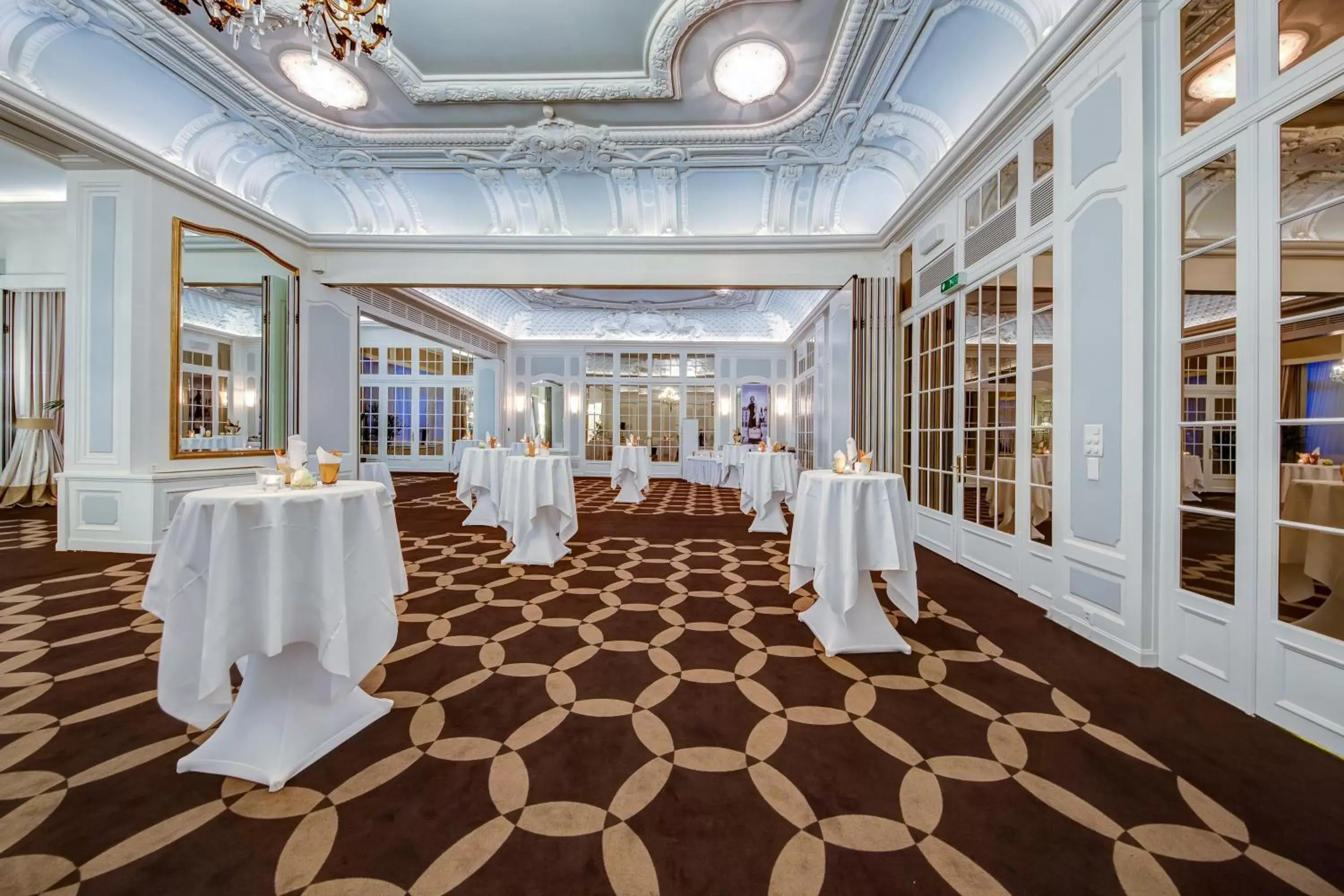 Banquet/Function facilities, Banquet Facilities in Lausanne Palace