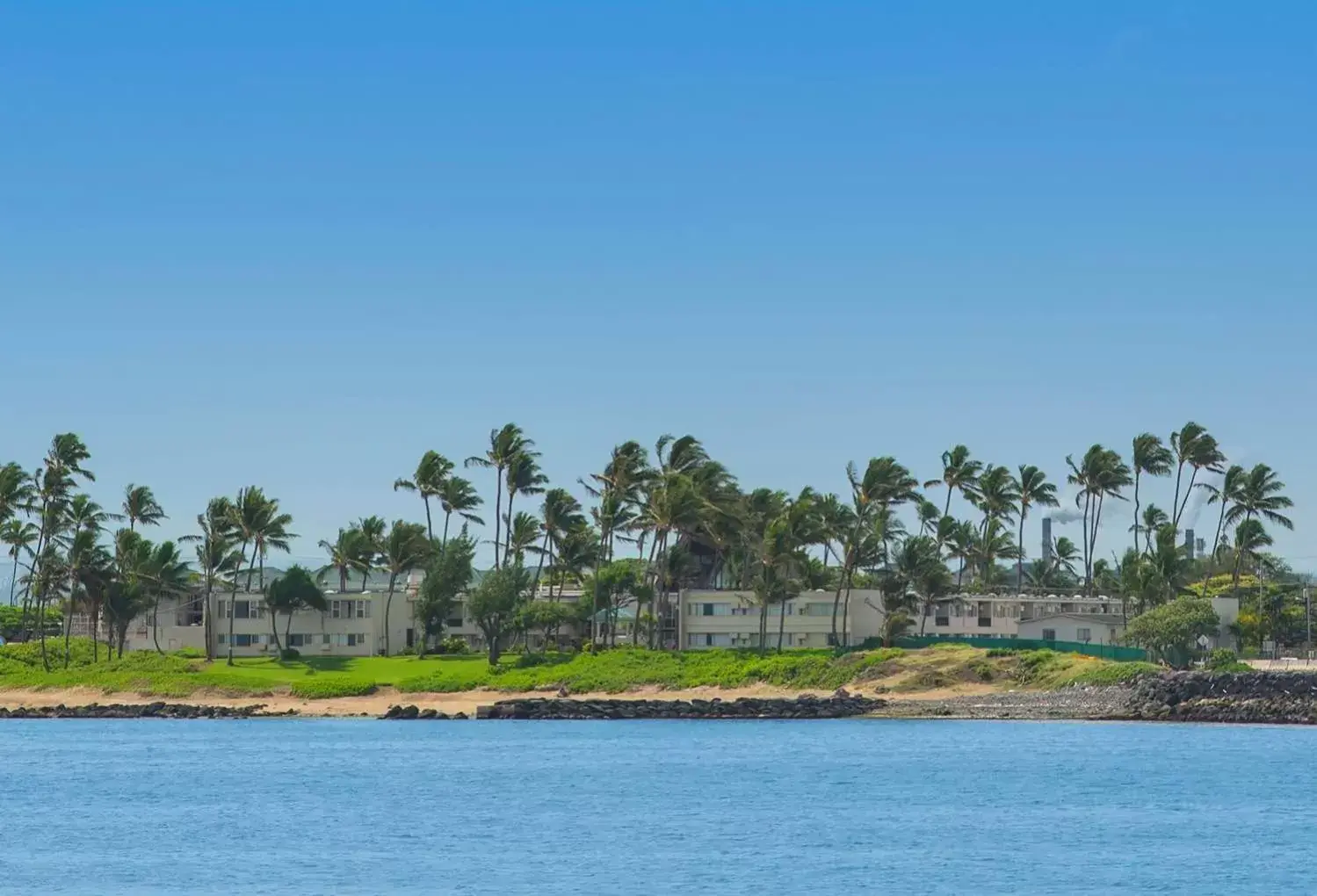 Beach in Maui Beach Hotel