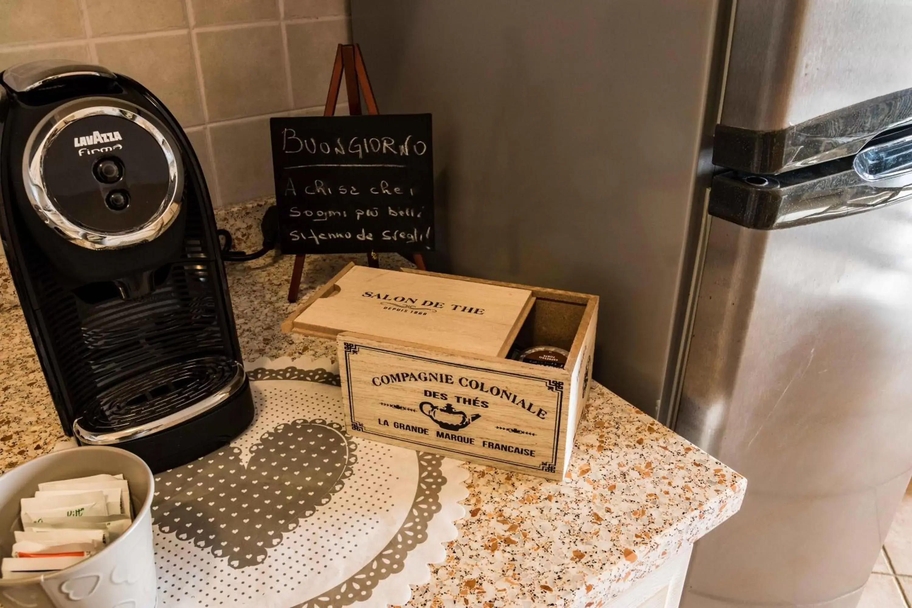Coffee/tea facilities, Bathroom in Le Residenze di Santa Costanza - Le Dimore