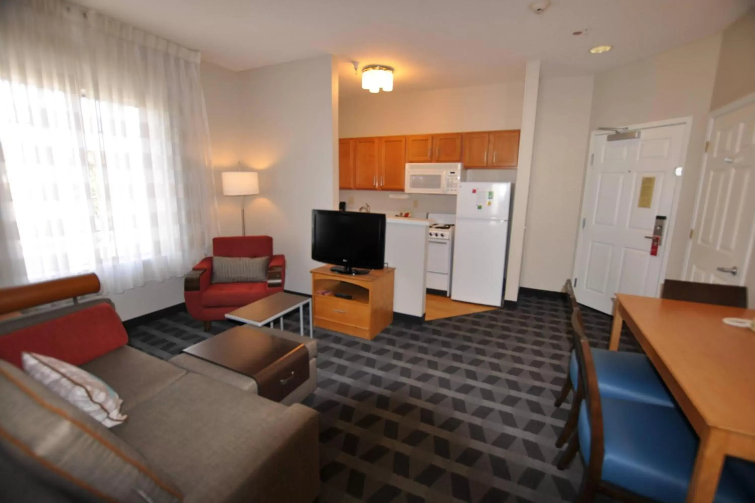 Bedroom, Seating Area in TownePlace Suites by Marriott Albuquerque Airport