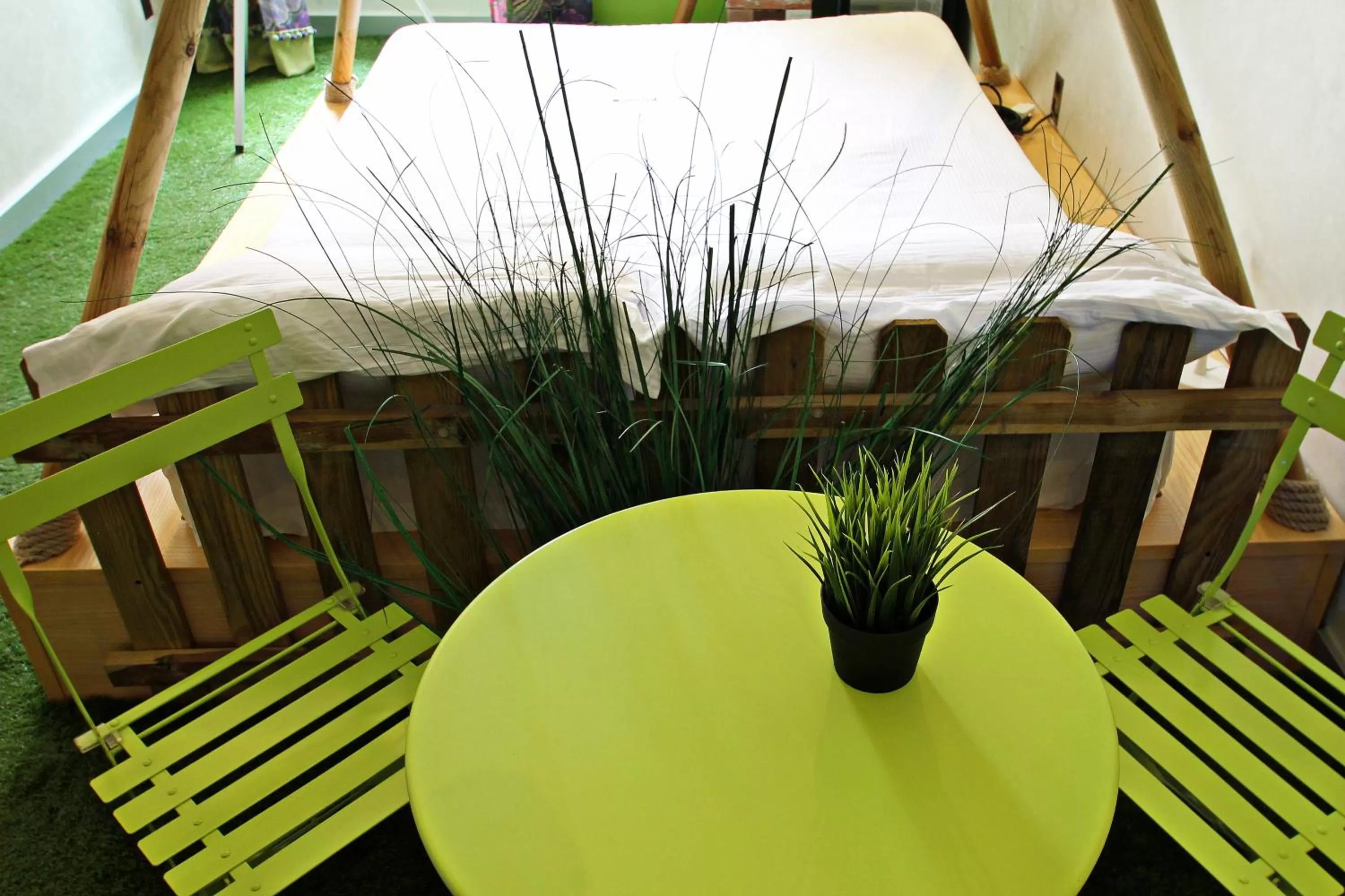 Photo of the whole room in iRooms Pantheon