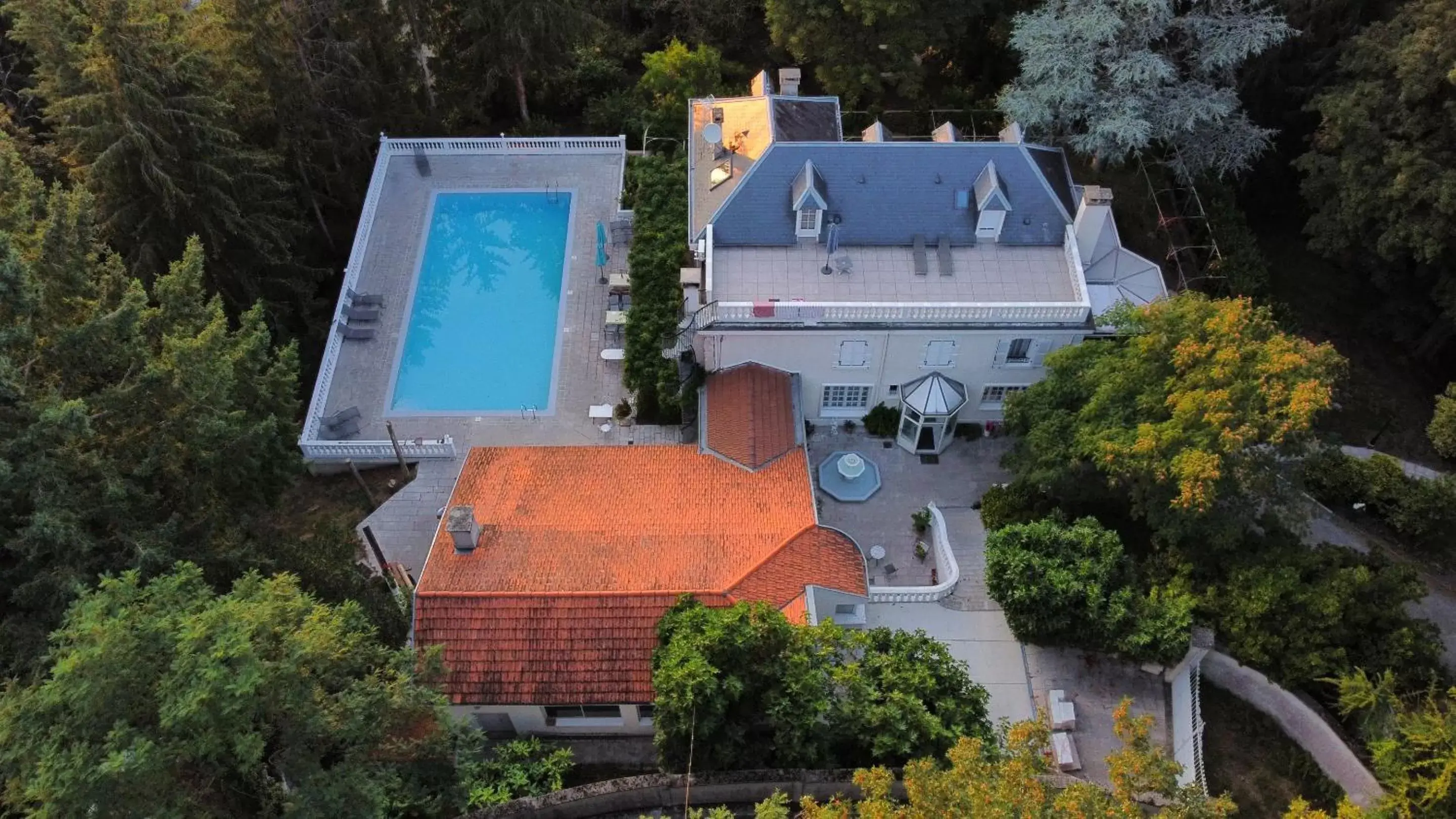 View (from property/room), Bird's-eye View in Logis Vélès