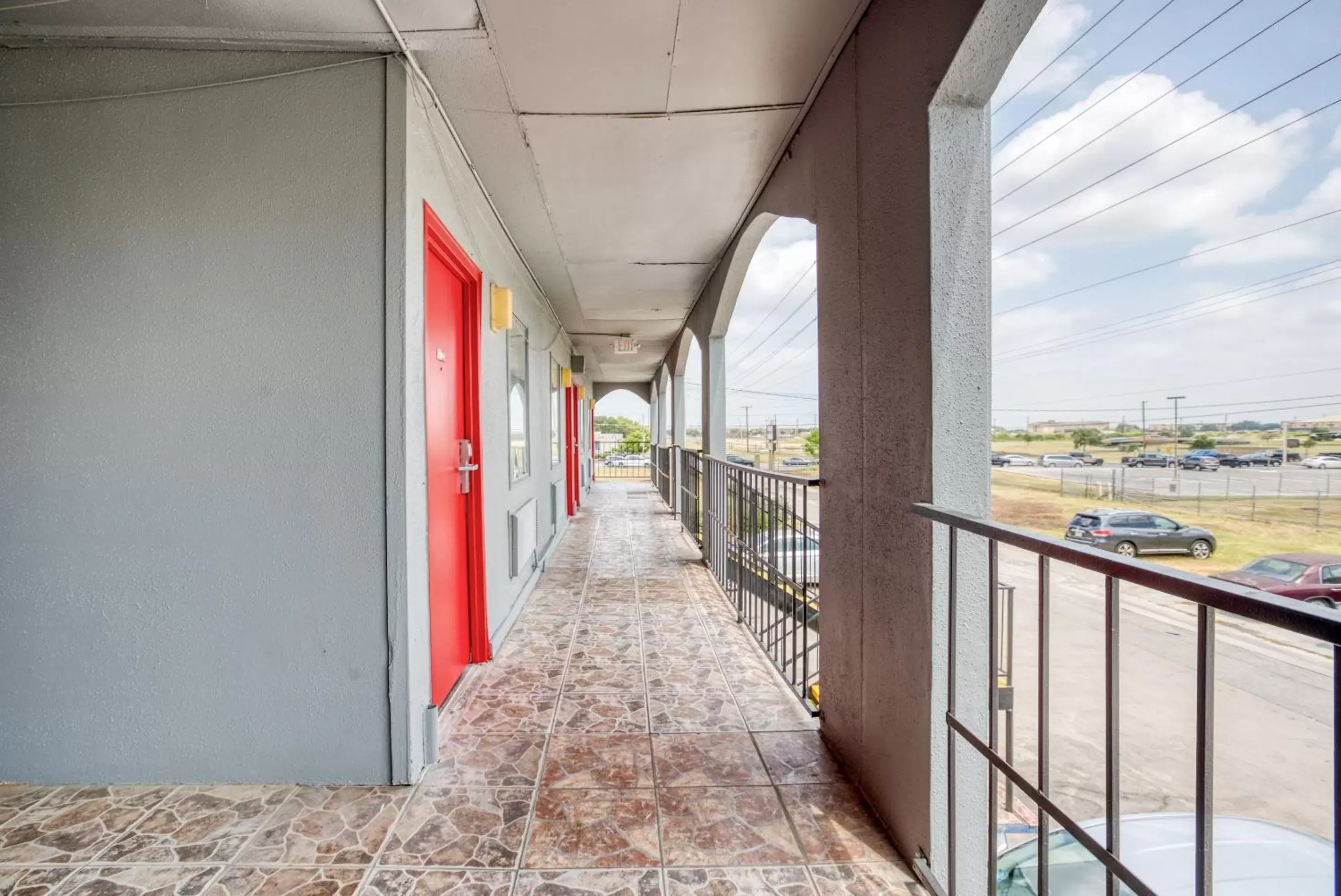 Area and facilities, Balcony/Terrace in OYO Hotel San Antonio Lackland Air Force Base West