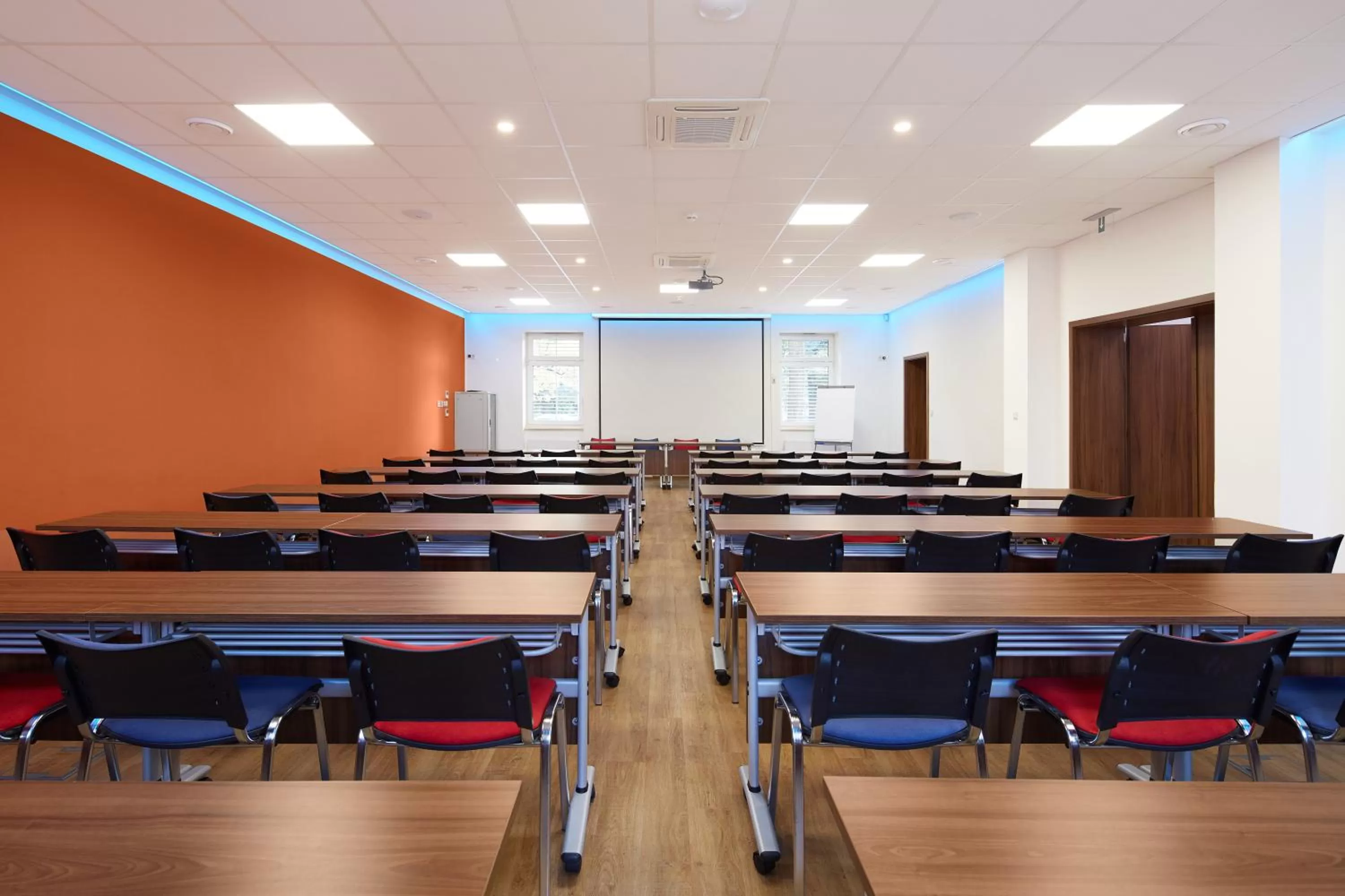 Business facilities in Hotel Nikolas