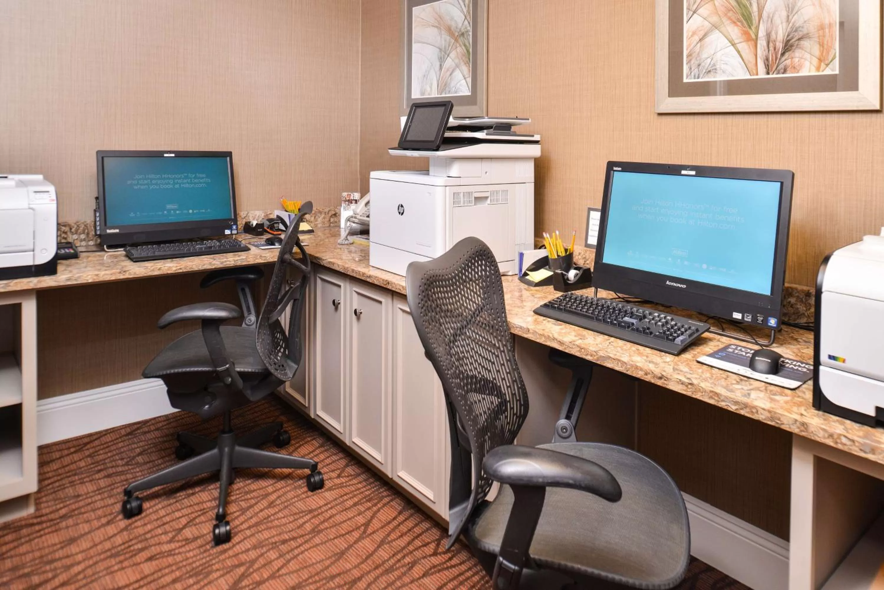 On-site shops in Hilton Garden Inn Flagstaff