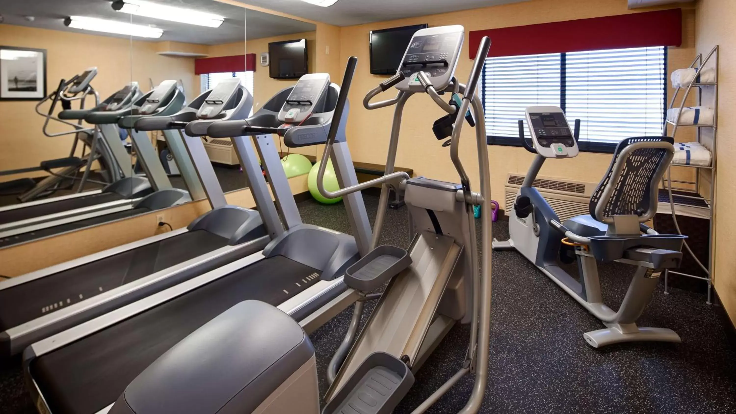 Fitness centre/facilities, Fitness Center/Facilities in Best Western Rockland
