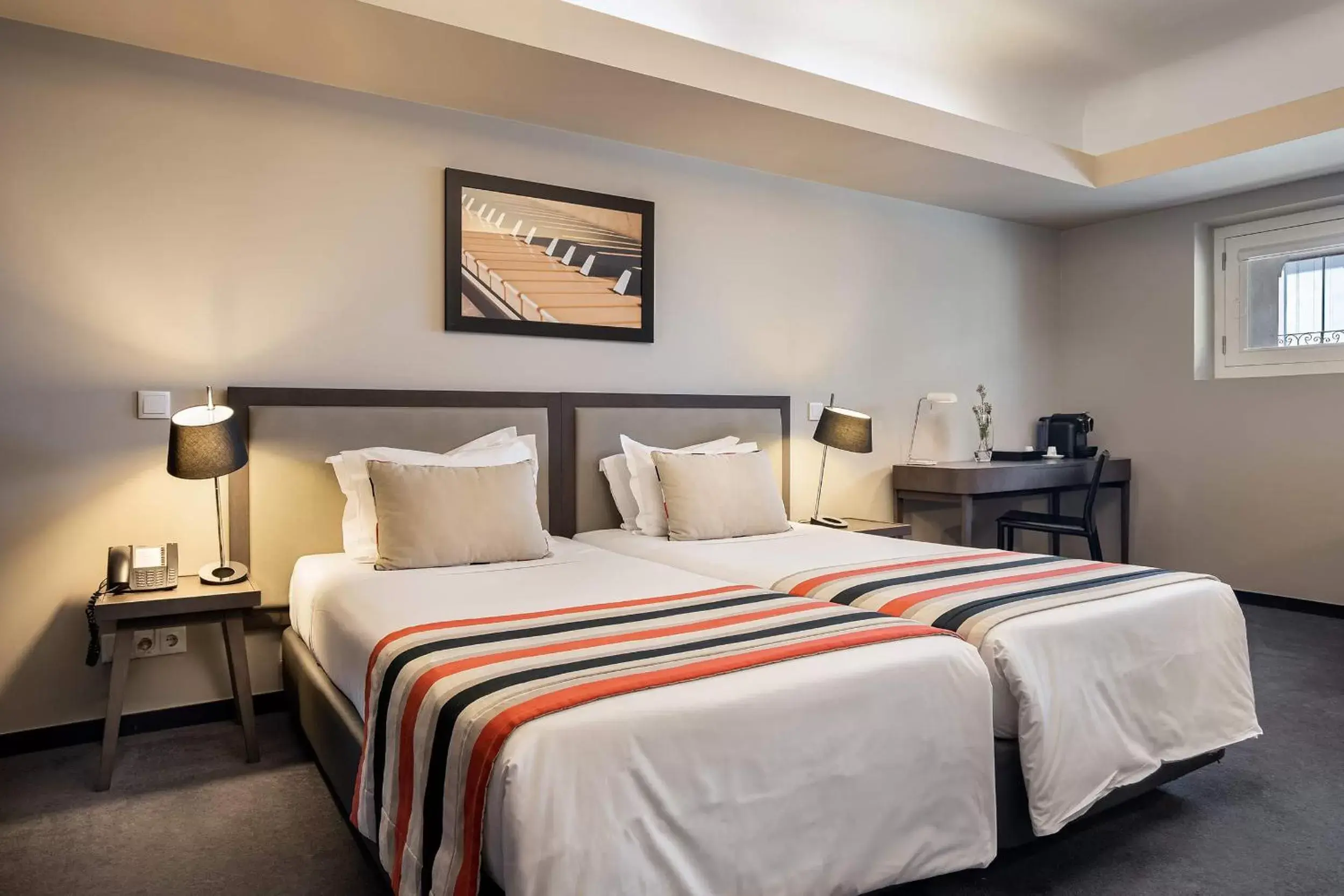 Area and facilities, Bed in Hotel do Chiado