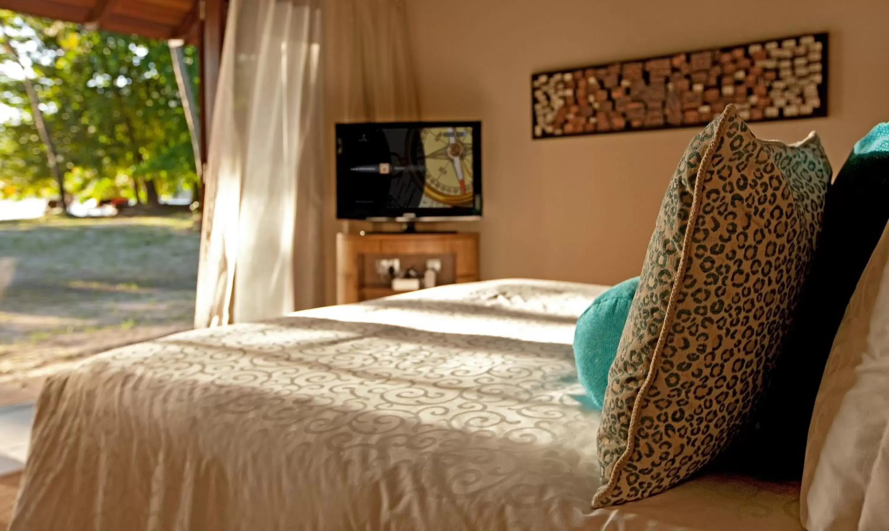 Bedroom, Bed in Constance Ephelia Bedroom, Bed in Constance Ephelia
