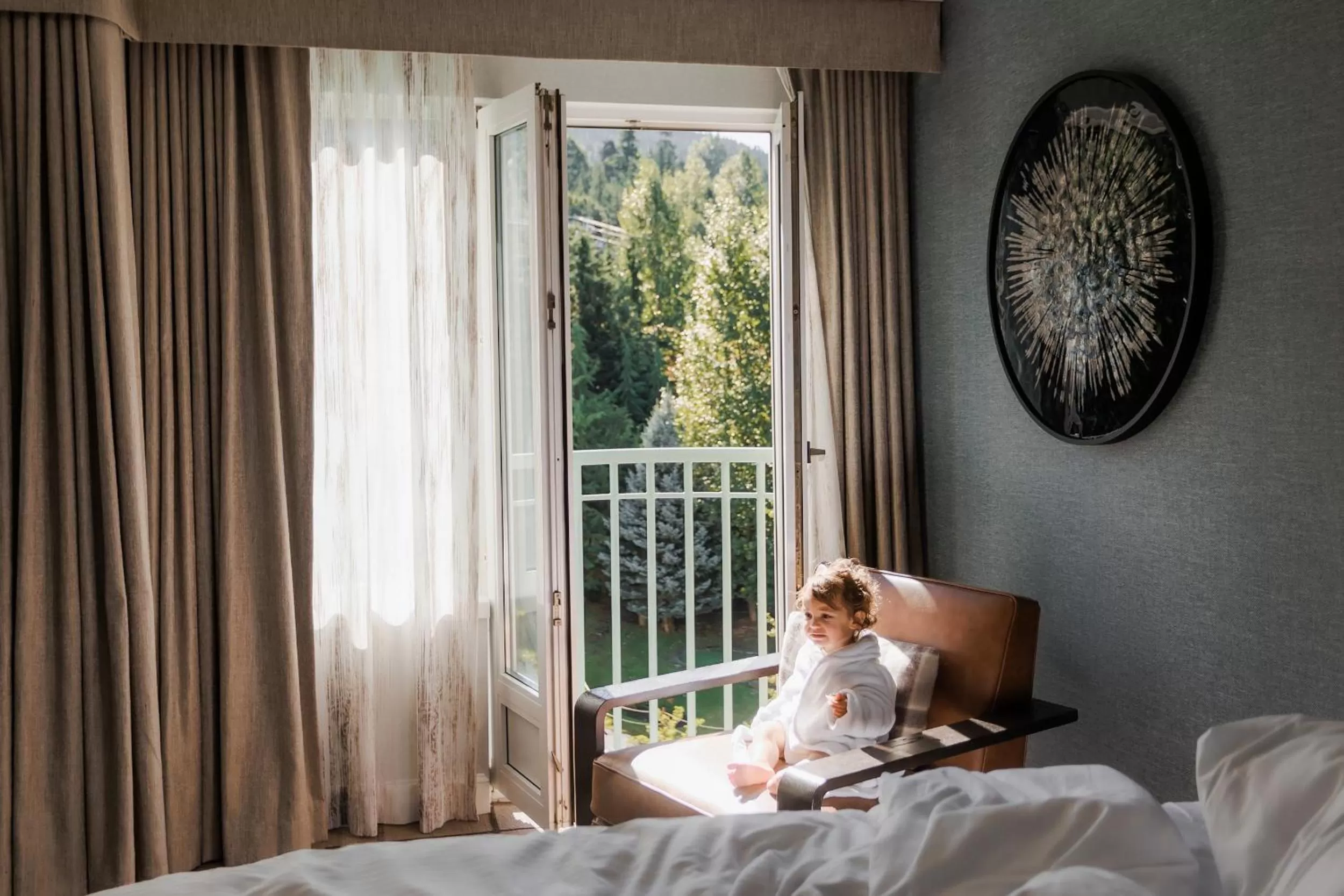 Bedroom, Bed in Fairmont Chateau Whistler