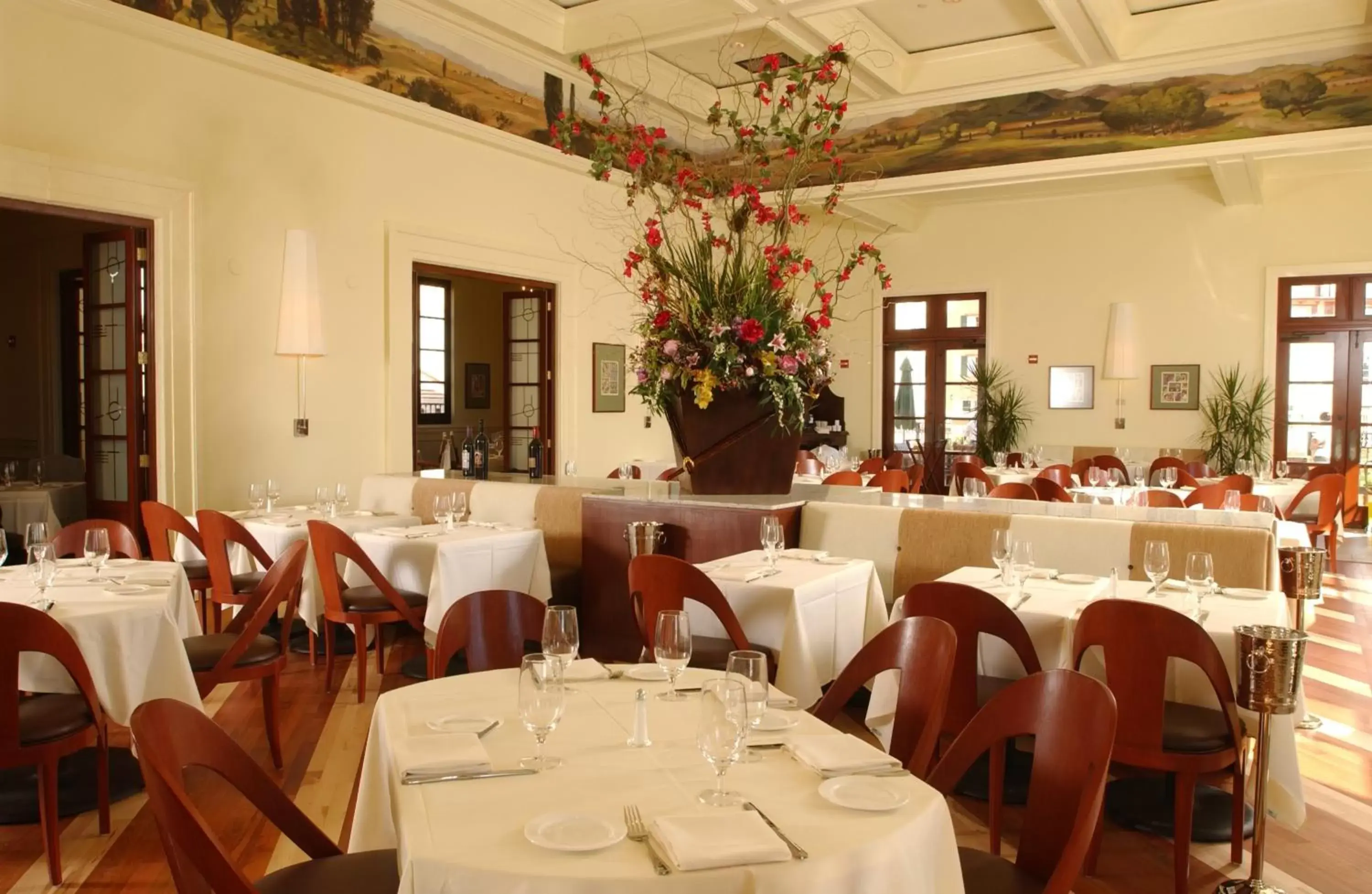 Restaurant/Places to Eat in Universal's Loews Portofino Bay Hotel