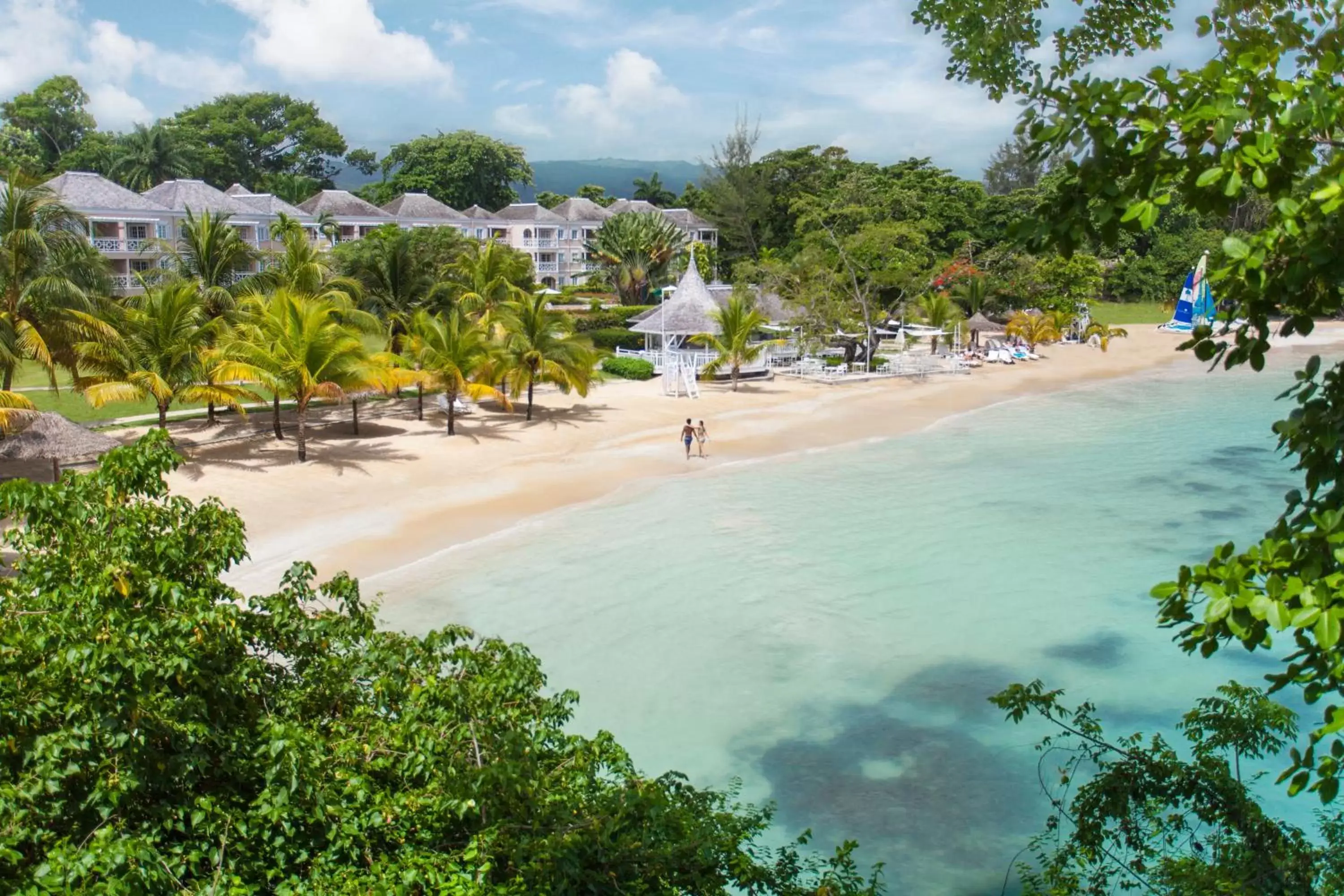 Beach in Couples Sans Souci