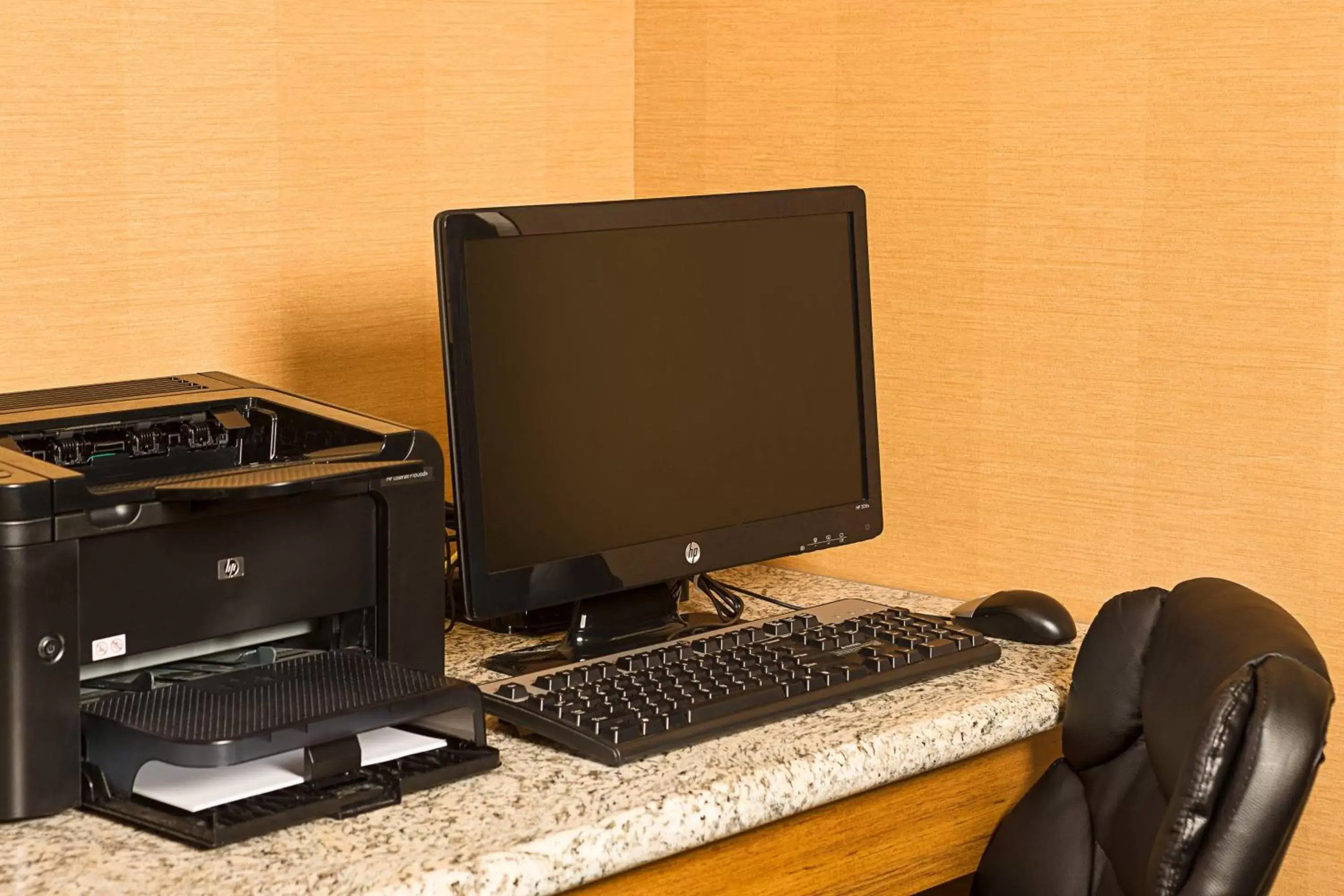 Business facilities in Fairfield Inn by Marriott New York LaGuardia Airport/Flushing