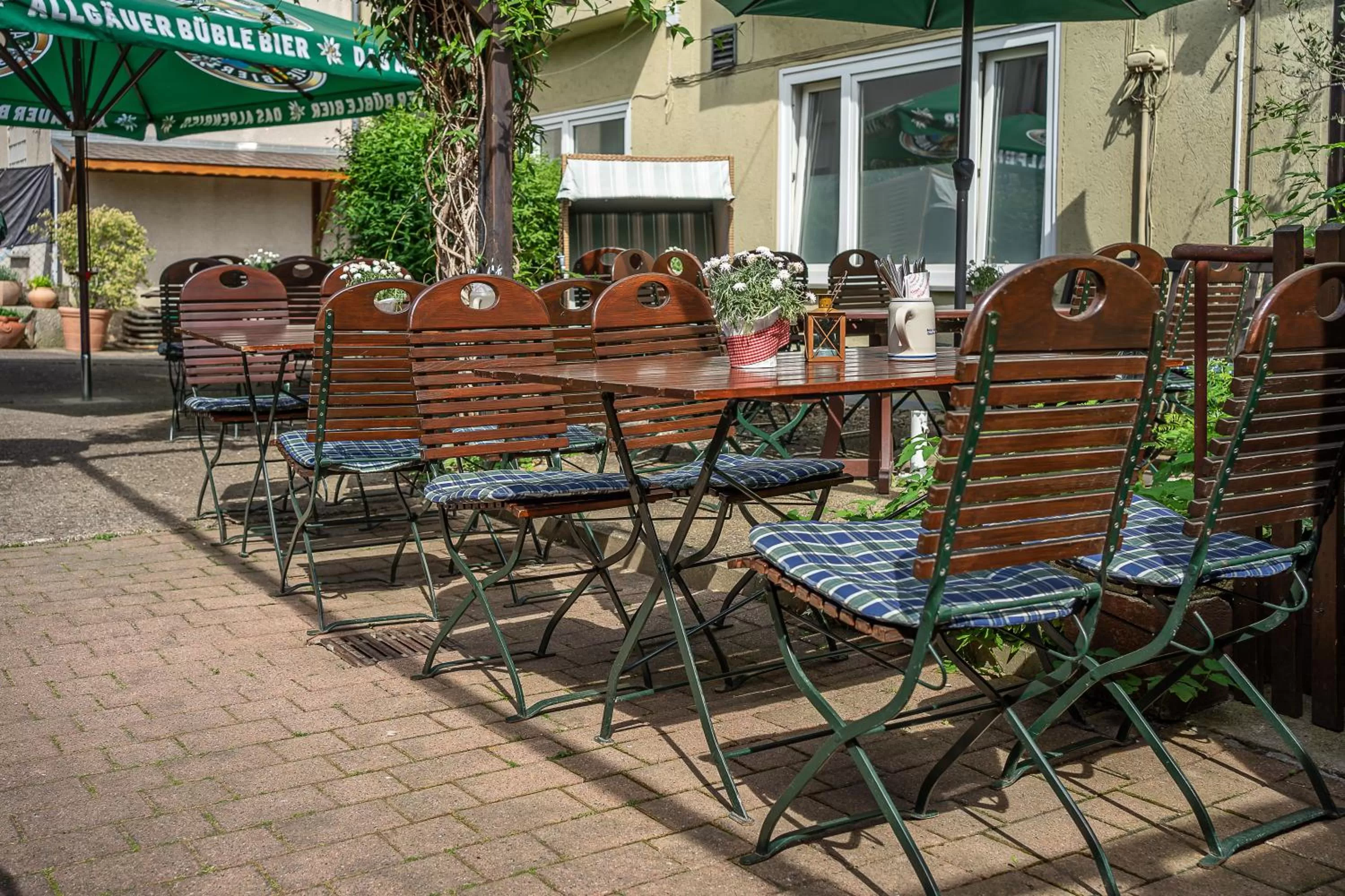 Patio in Zwehrener Hof