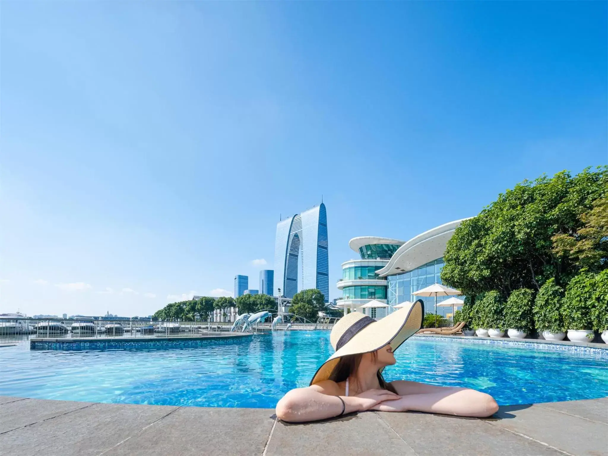 Swimming pool in Crowne Plaza Suzhou by IHG Swimming pool in Crowne Plaza Suzhou by IHG