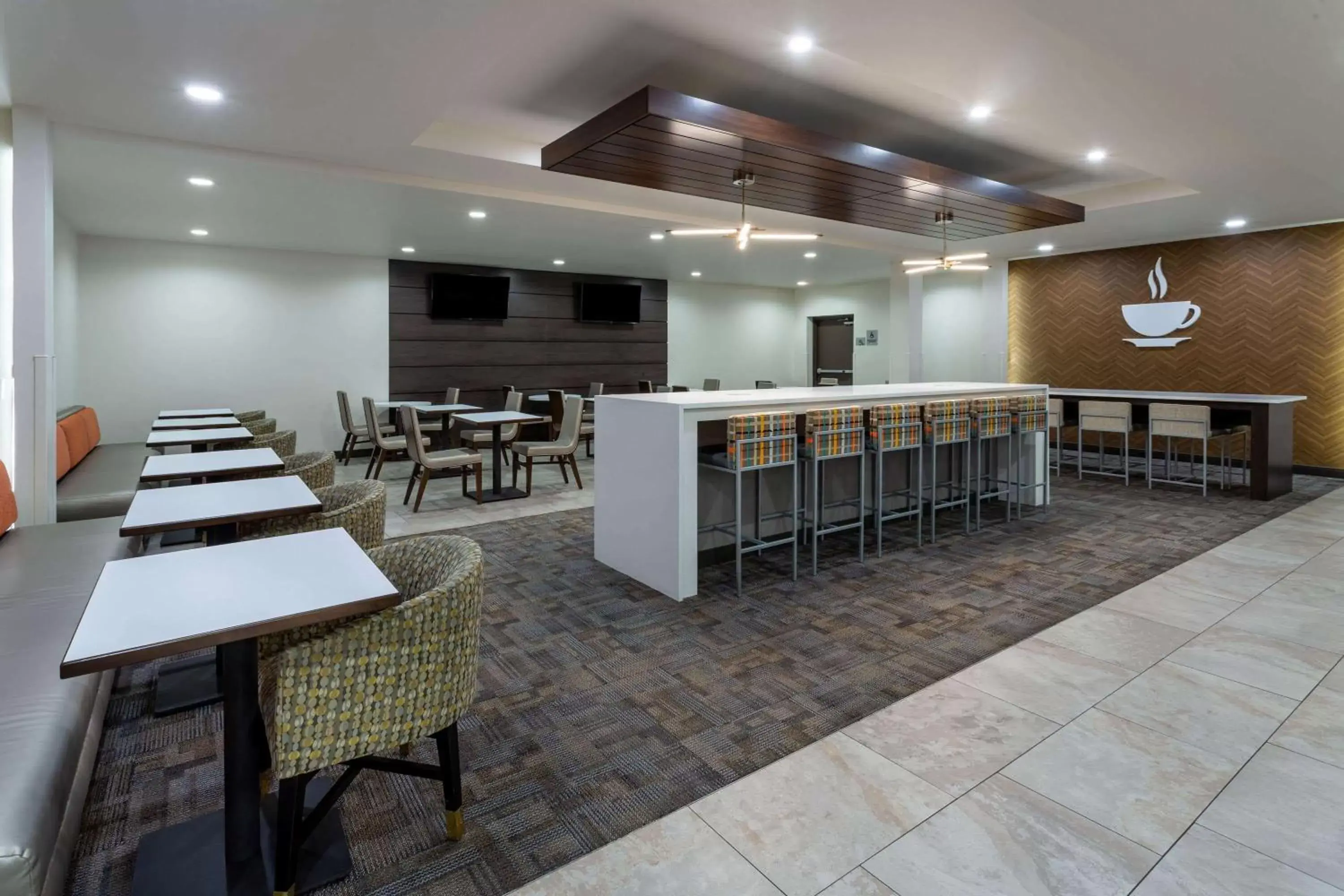 Restaurant/places to eat in Wingate by Wyndham Wisconsin Dells Waterpark Restaurant/places to eat in Wingate by Wyndham Wisconsin Dells Waterpark