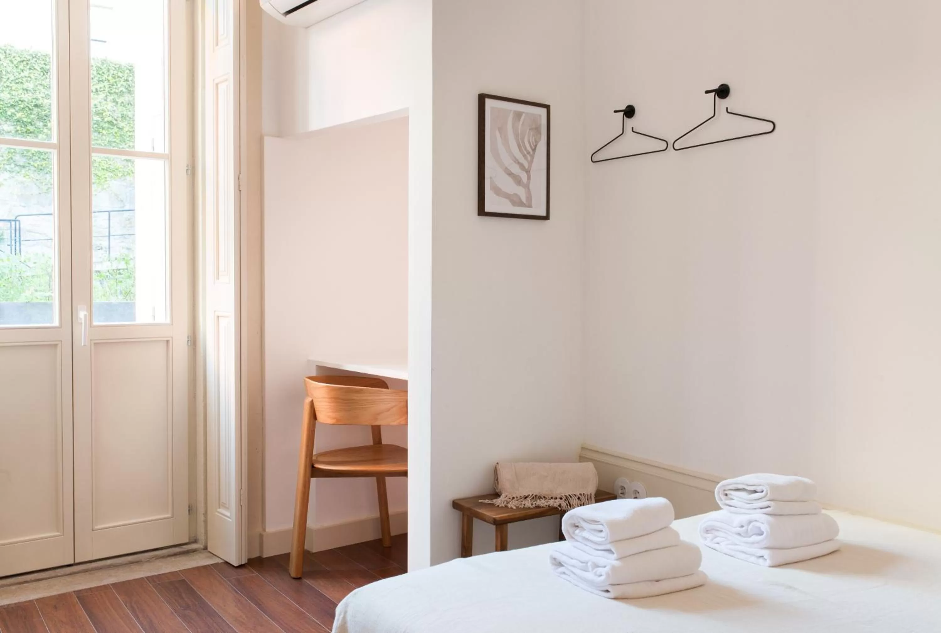 Bed in Alameda Suites @ Porto River