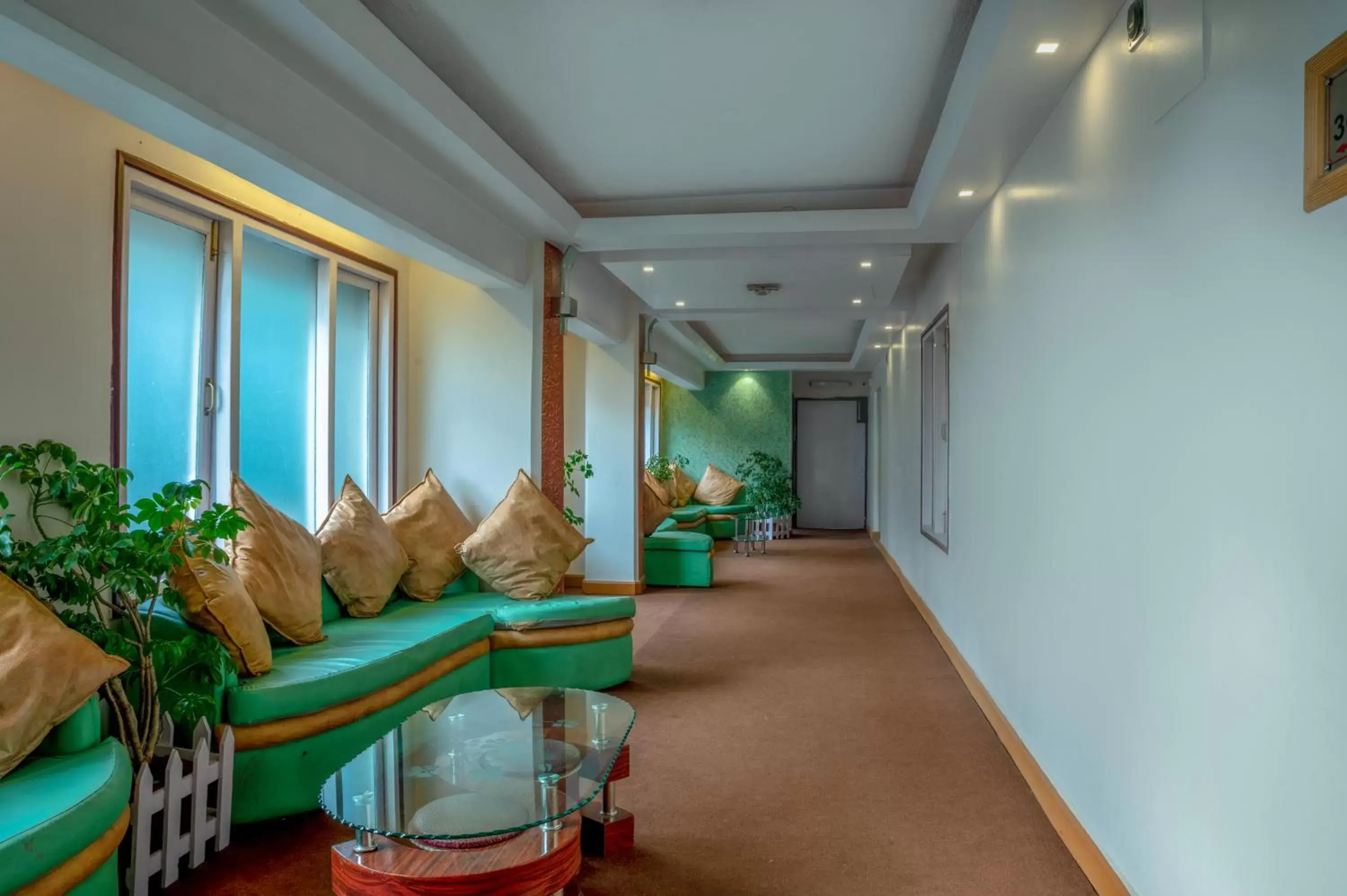 Lobby or reception in Mount Conifer Suites & Spa Lobby or reception in Mount Conifer Suites & Spa