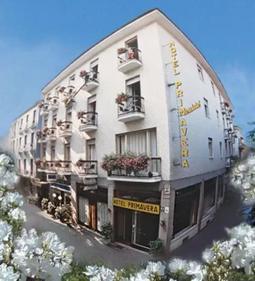 Property building in Primavera Property building in Primavera