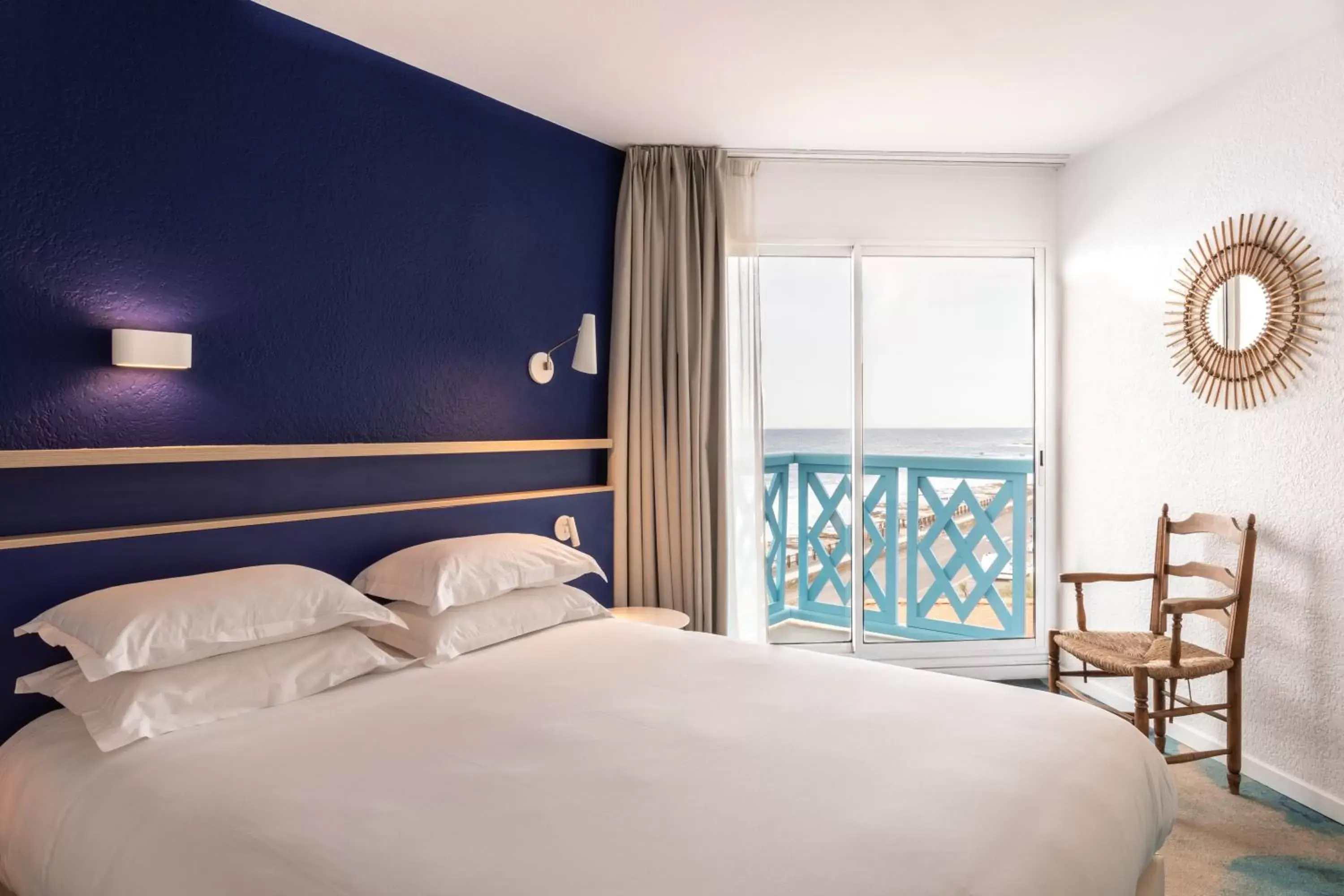 Bed in Hotel Paradou Mediterranee, BW Signature Collection by Best Western