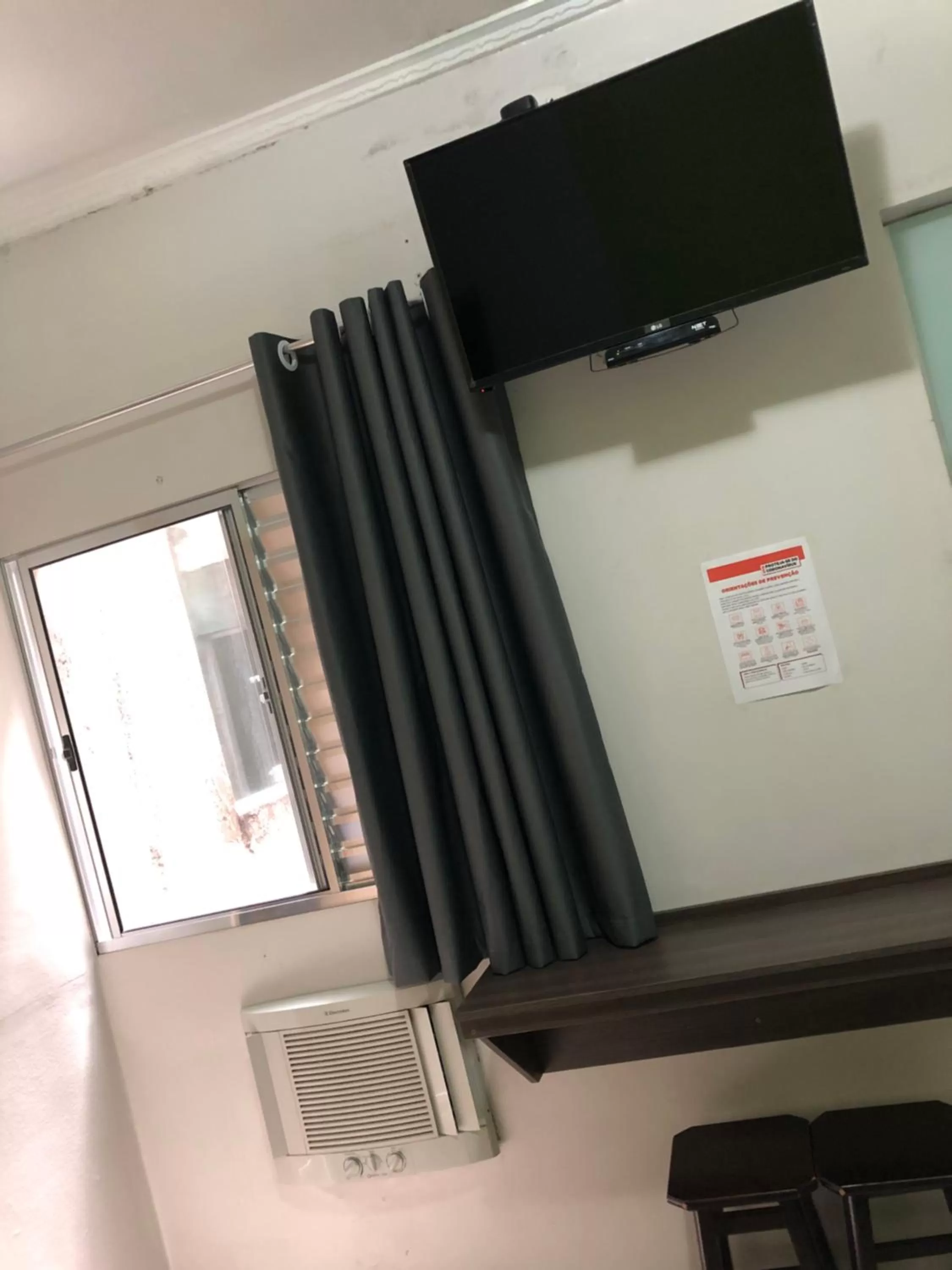 TV and multimedia in Center Plaza Hotel