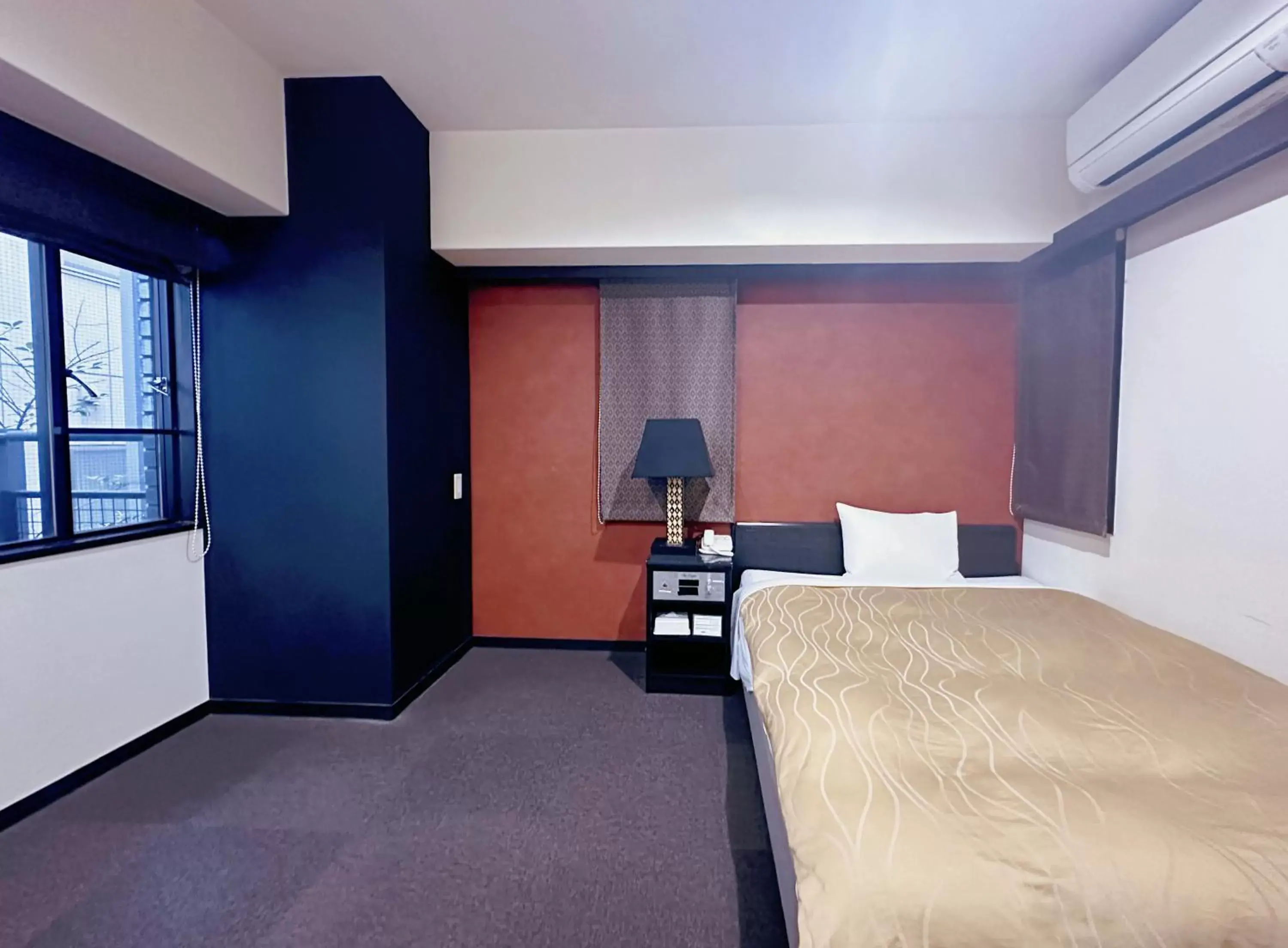 Photo of the whole room, Bed in Nissei Hotel Fukuoka