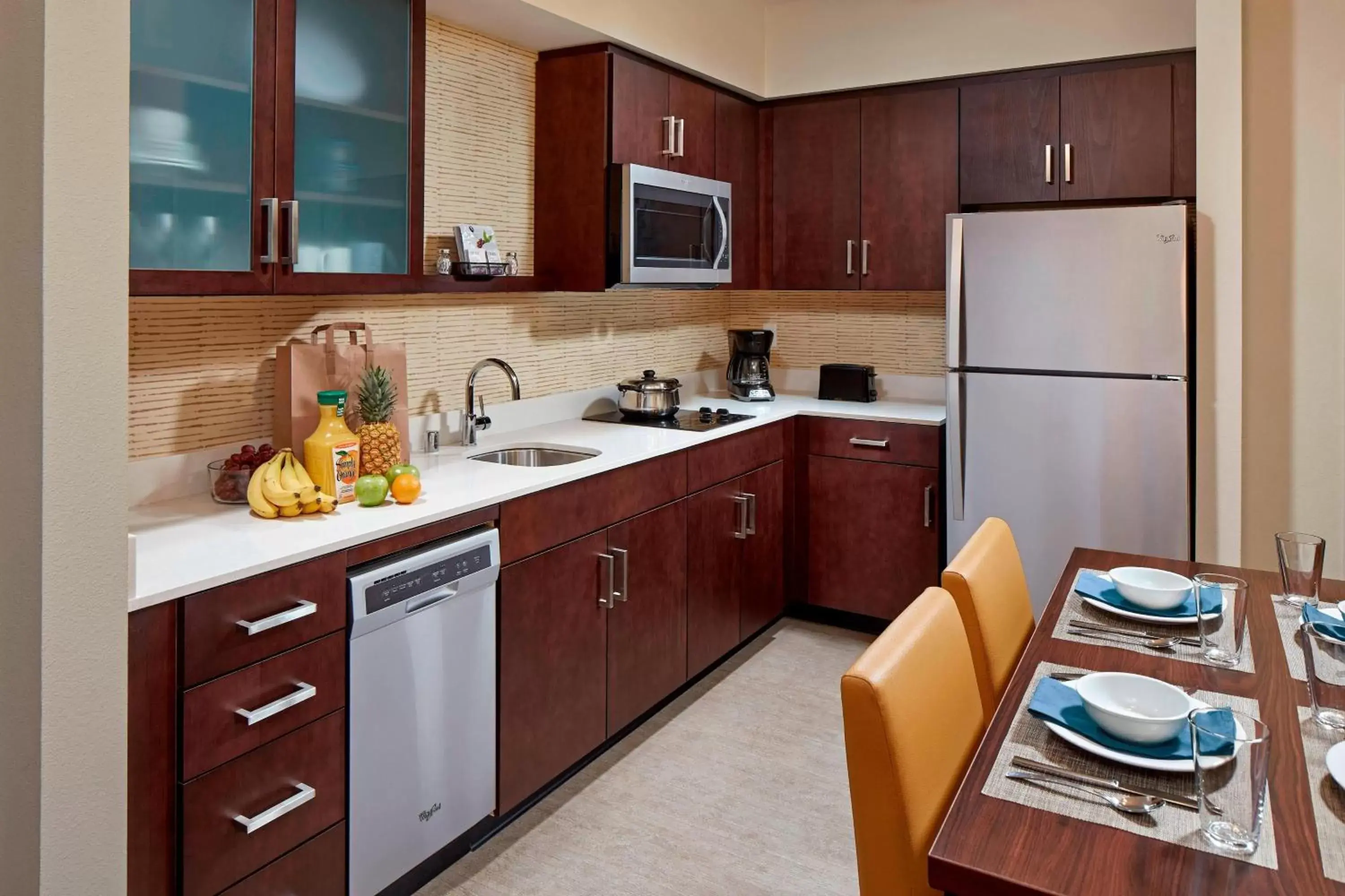 Kitchen or kitchenette, Kitchen/Kitchenette in Residence Inn by Marriott San Diego Chula Vista