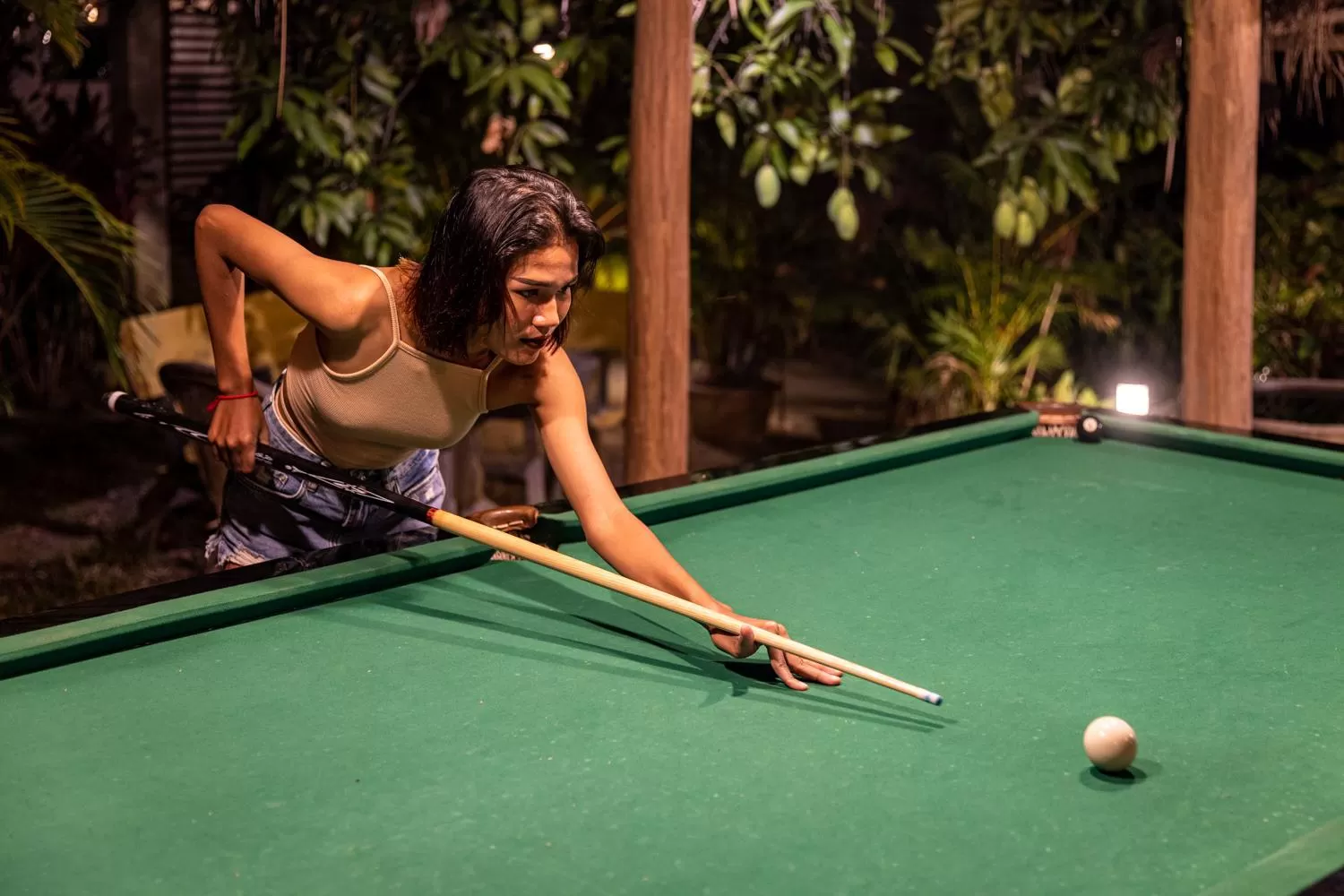 Billiard in Kampot Cabana