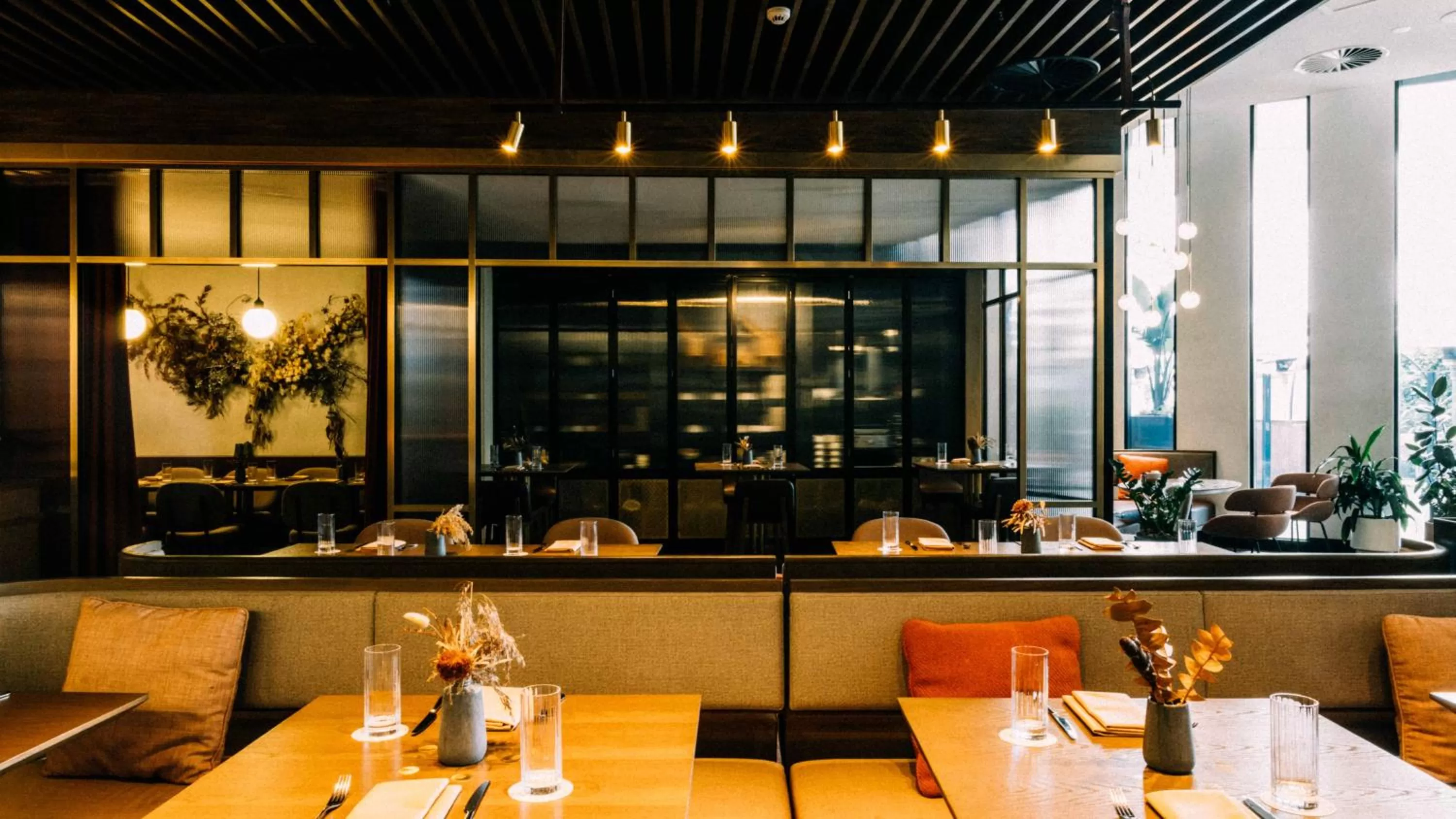 Restaurant/places to eat in Hotel Chadstone Melbourne MGallery Collection