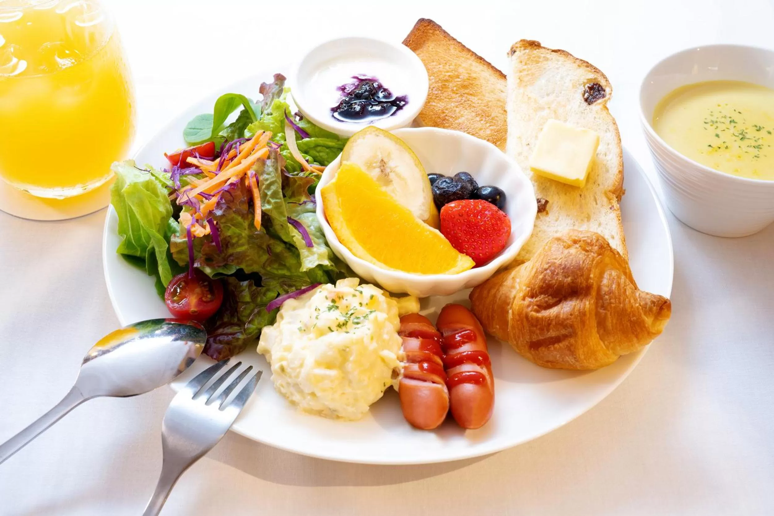 Breakfast in Hotel S-Presso Central