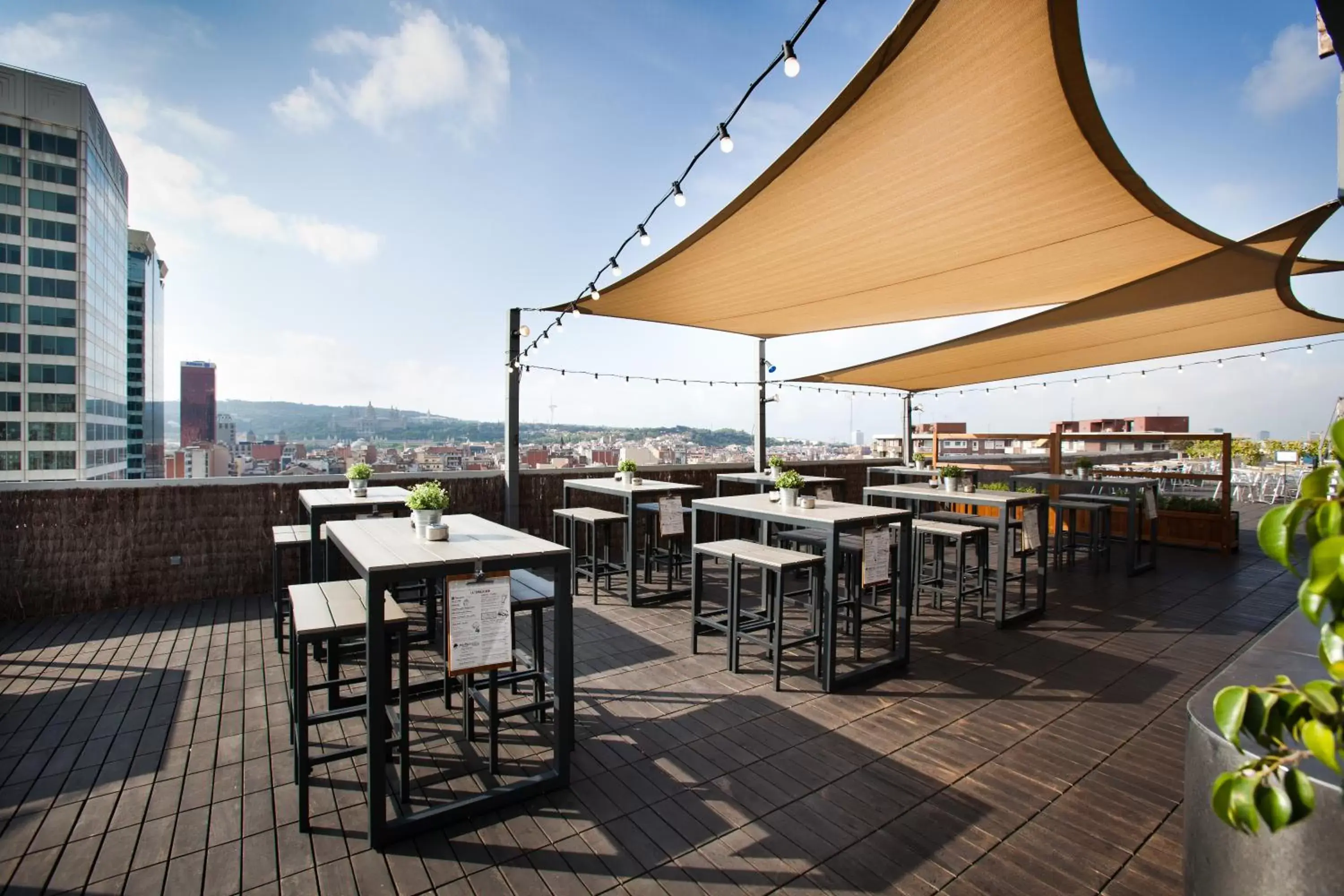 Balcony/Terrace, Restaurant/Places to Eat in Expo Hotel Barcelona