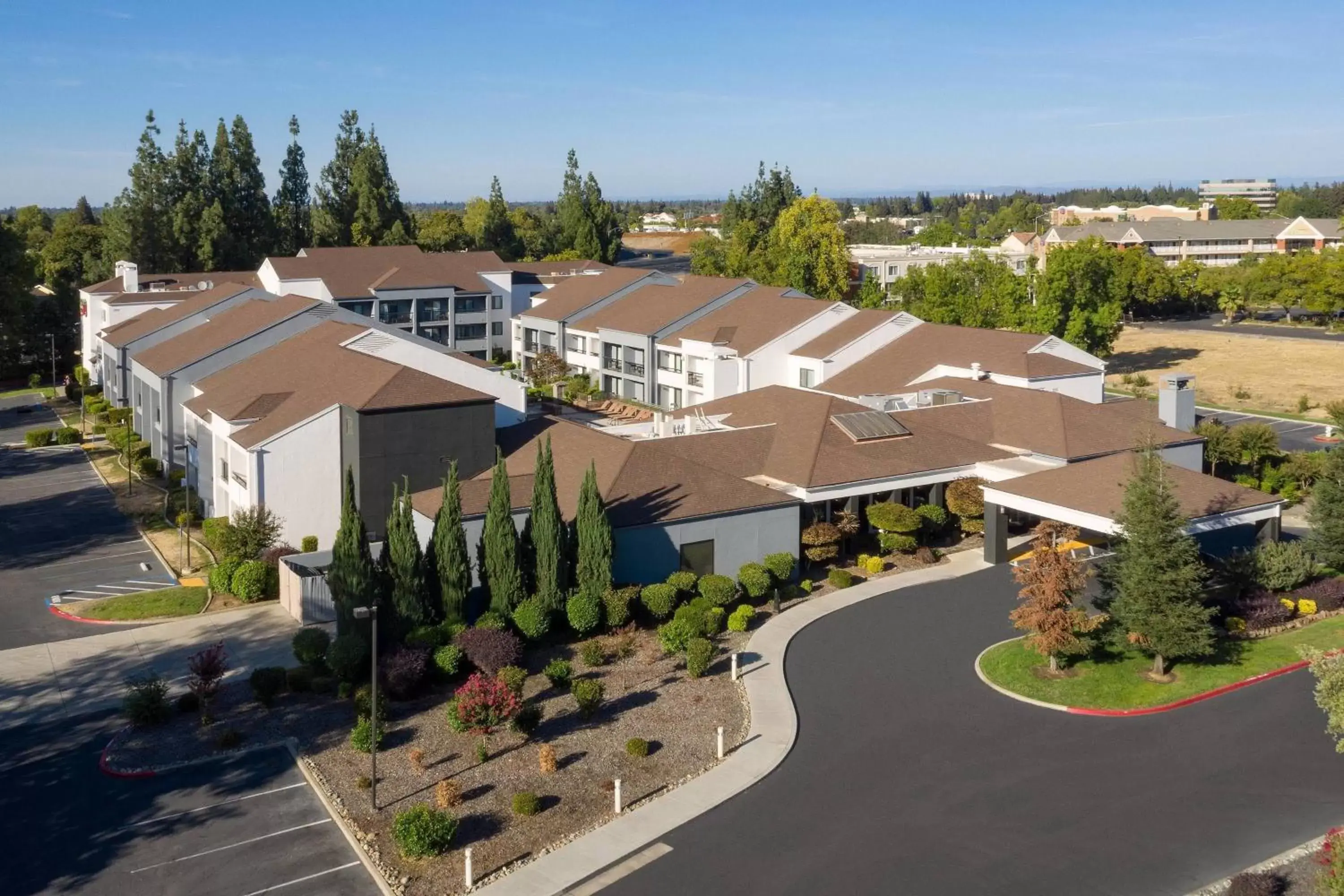 Property building, Bird's-eye View in Courtyard Sacramento Rancho Cordova